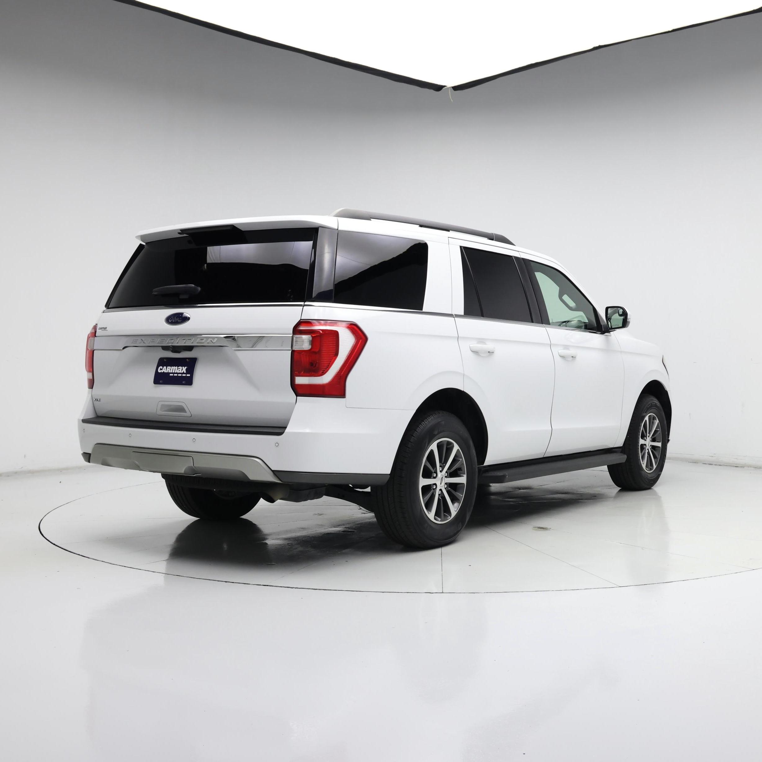 Thumbnail: 2019 Ford Expedition - 8