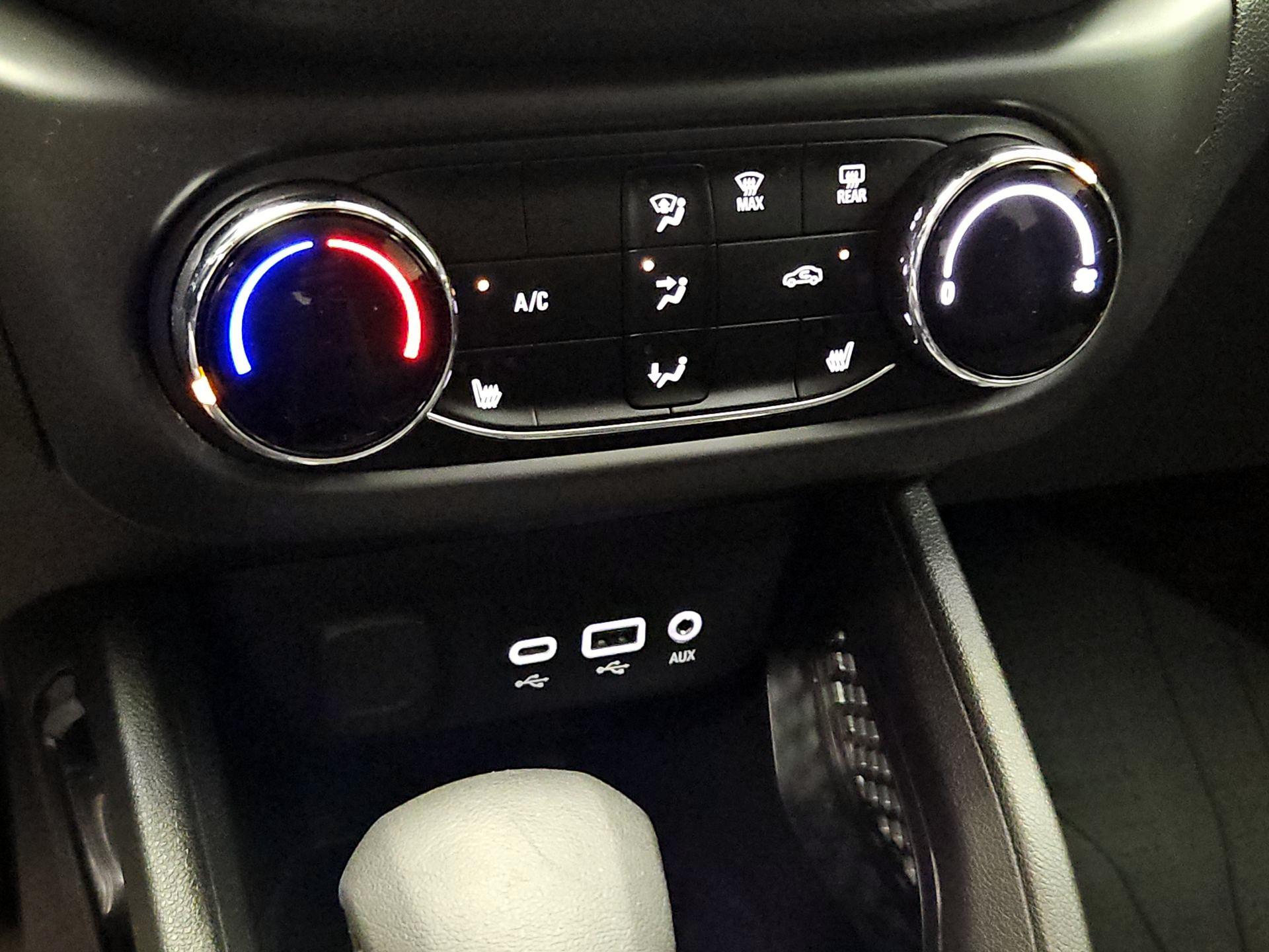Thumbnail: 2023 Chevrolet TrailBlazer - 16