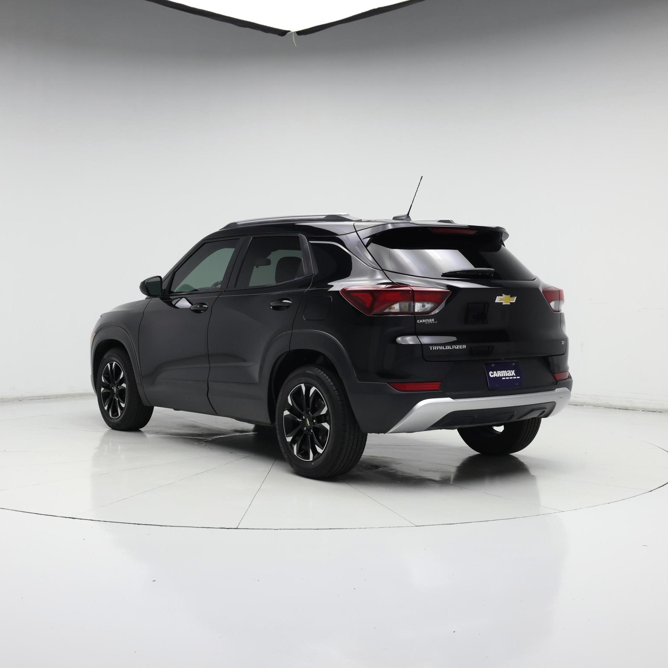 Thumbnail: 2023 Chevrolet TrailBlazer - 2