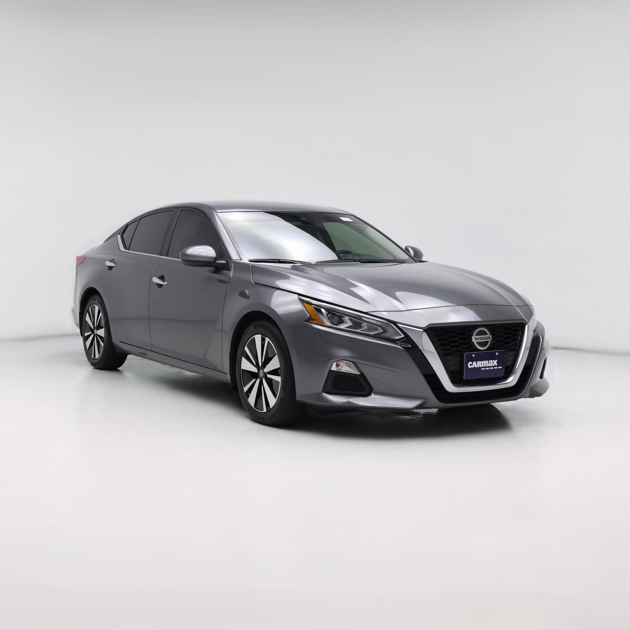 Thumbnail: 2022 Nissan Altima - 1