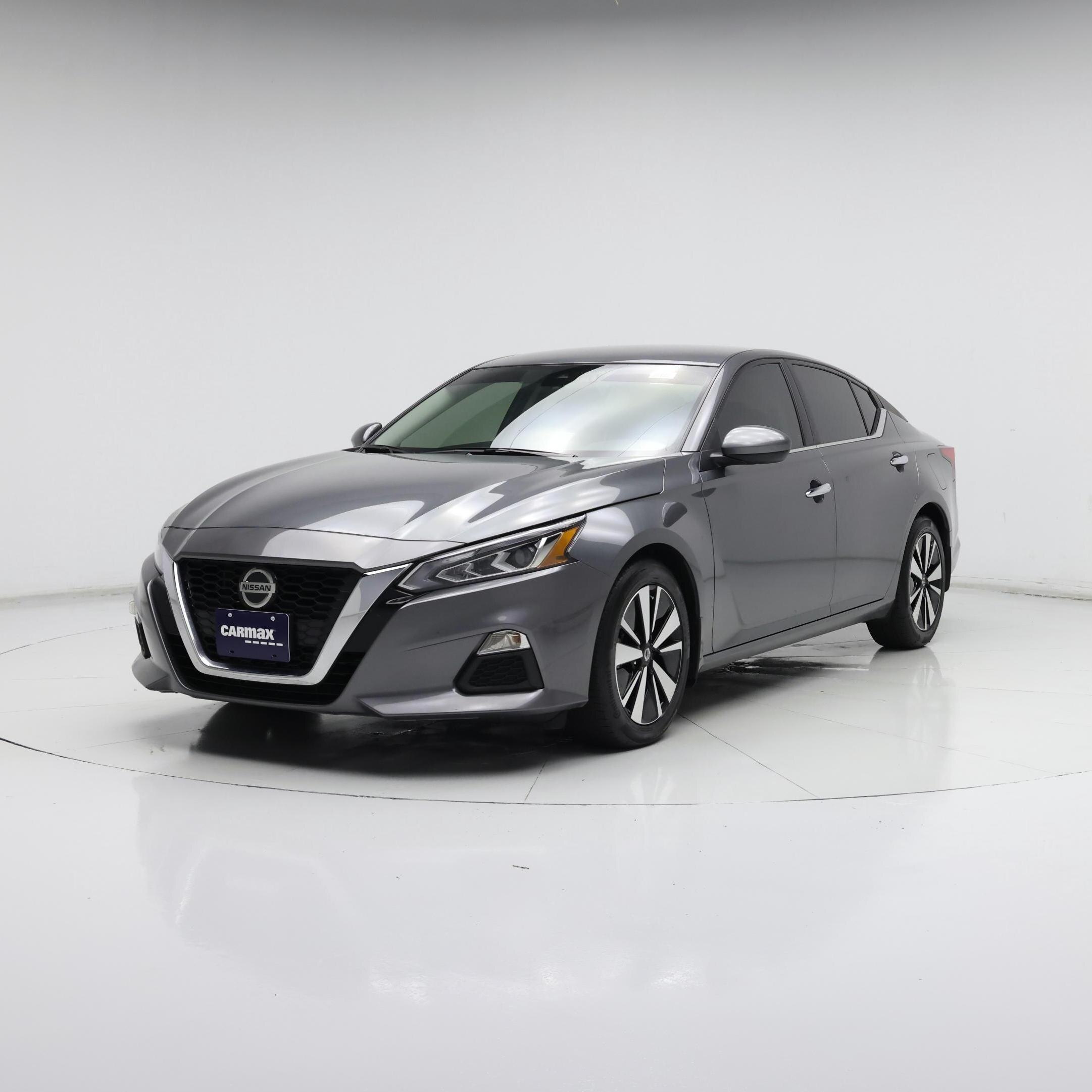 Thumbnail: 2022 Nissan Altima - 4