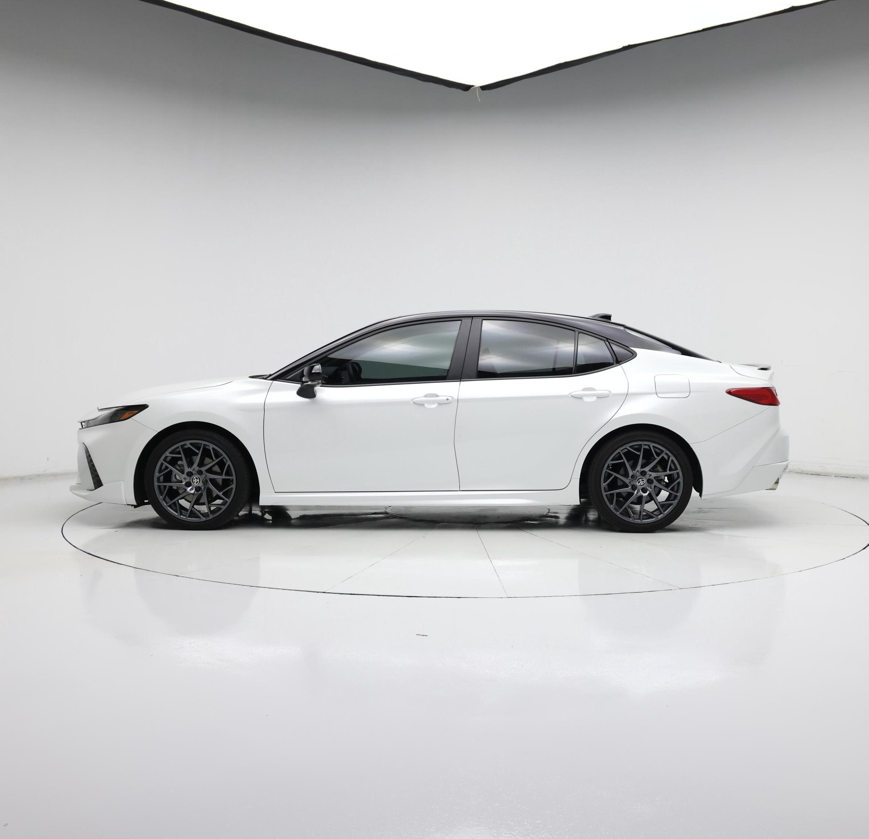 Thumbnail: 2025 Toyota Camry - 3