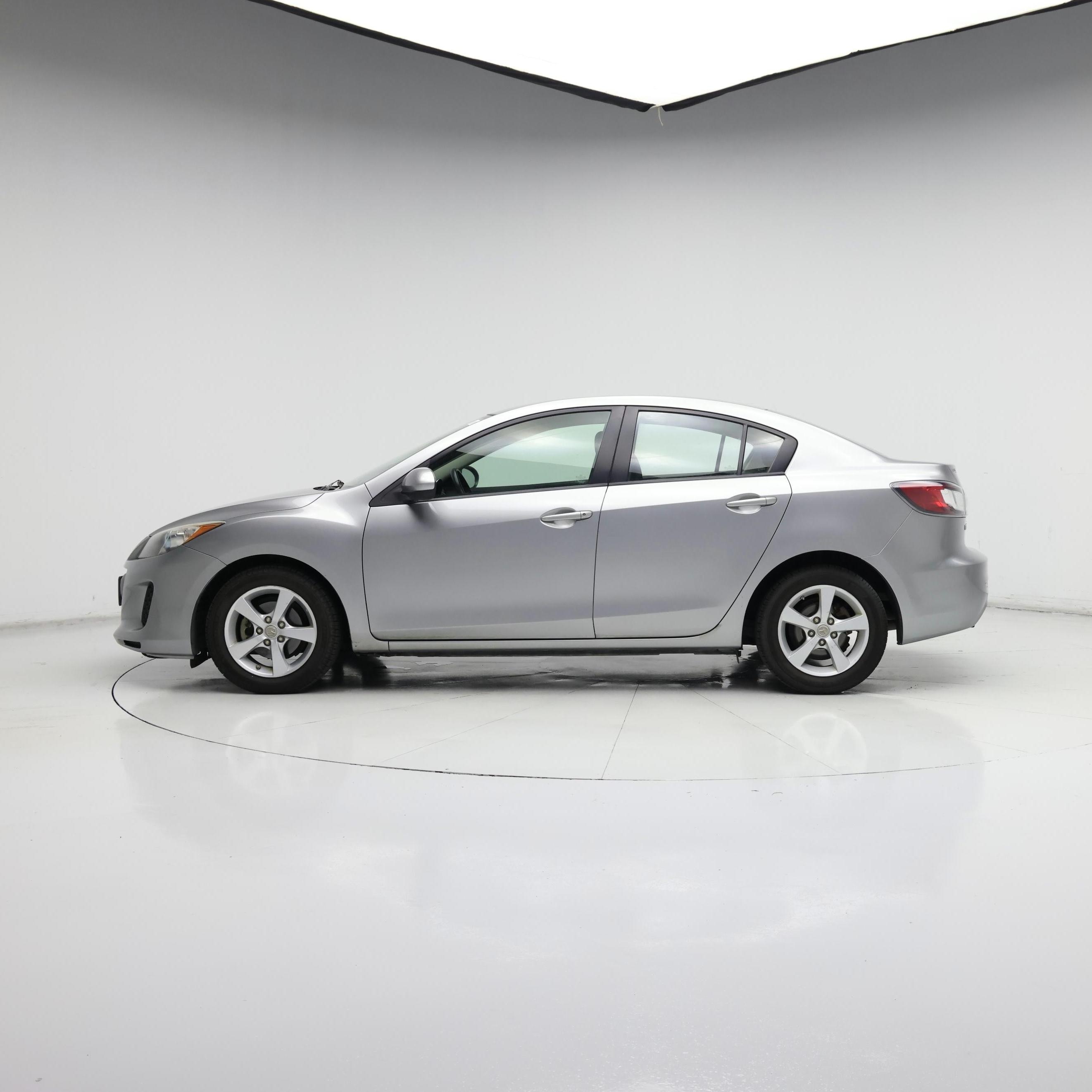 Thumbnail: 2013 Mazda Mazda3 - 3