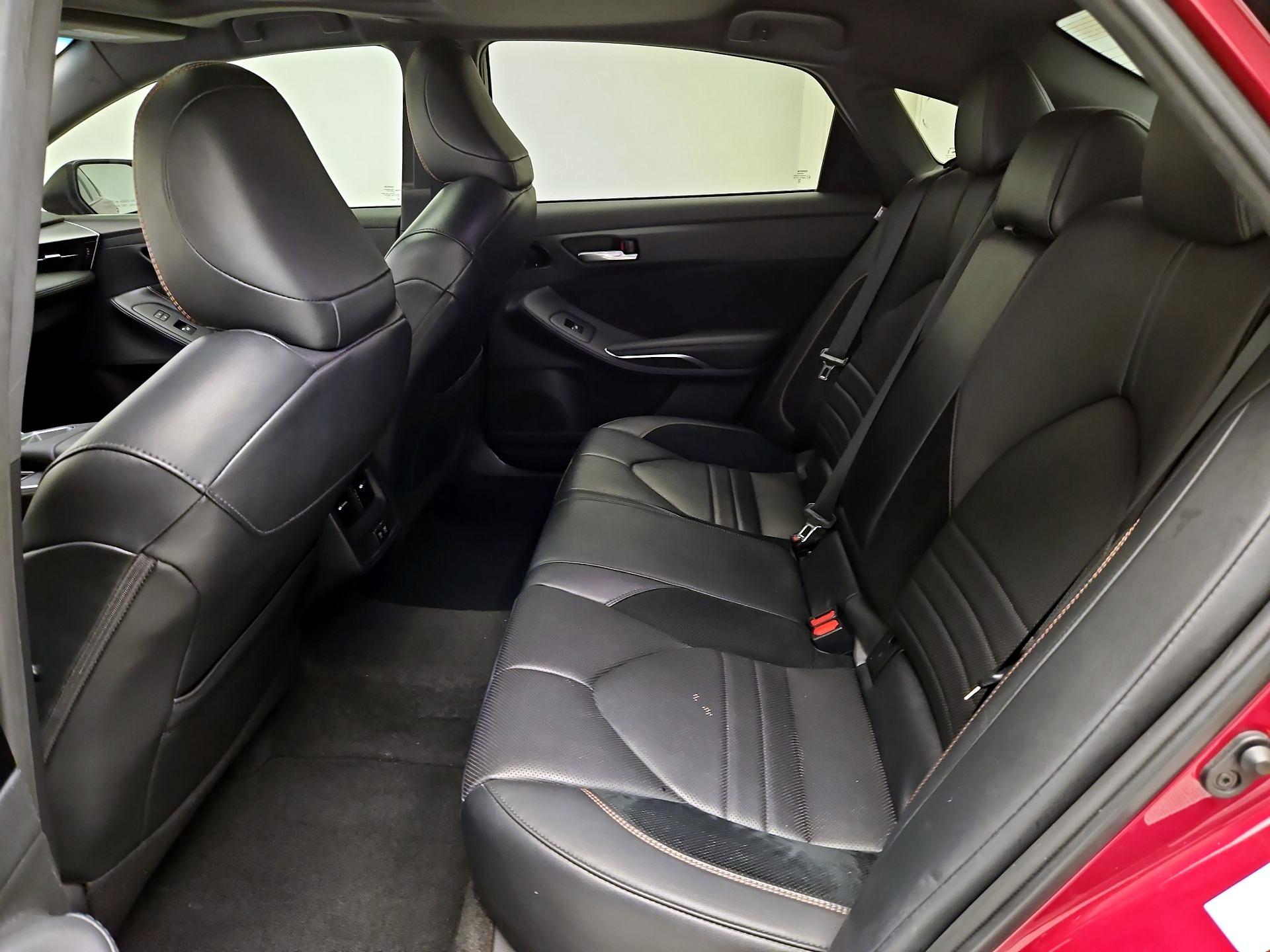 Thumbnail: 2019 Toyota Avalon - 20