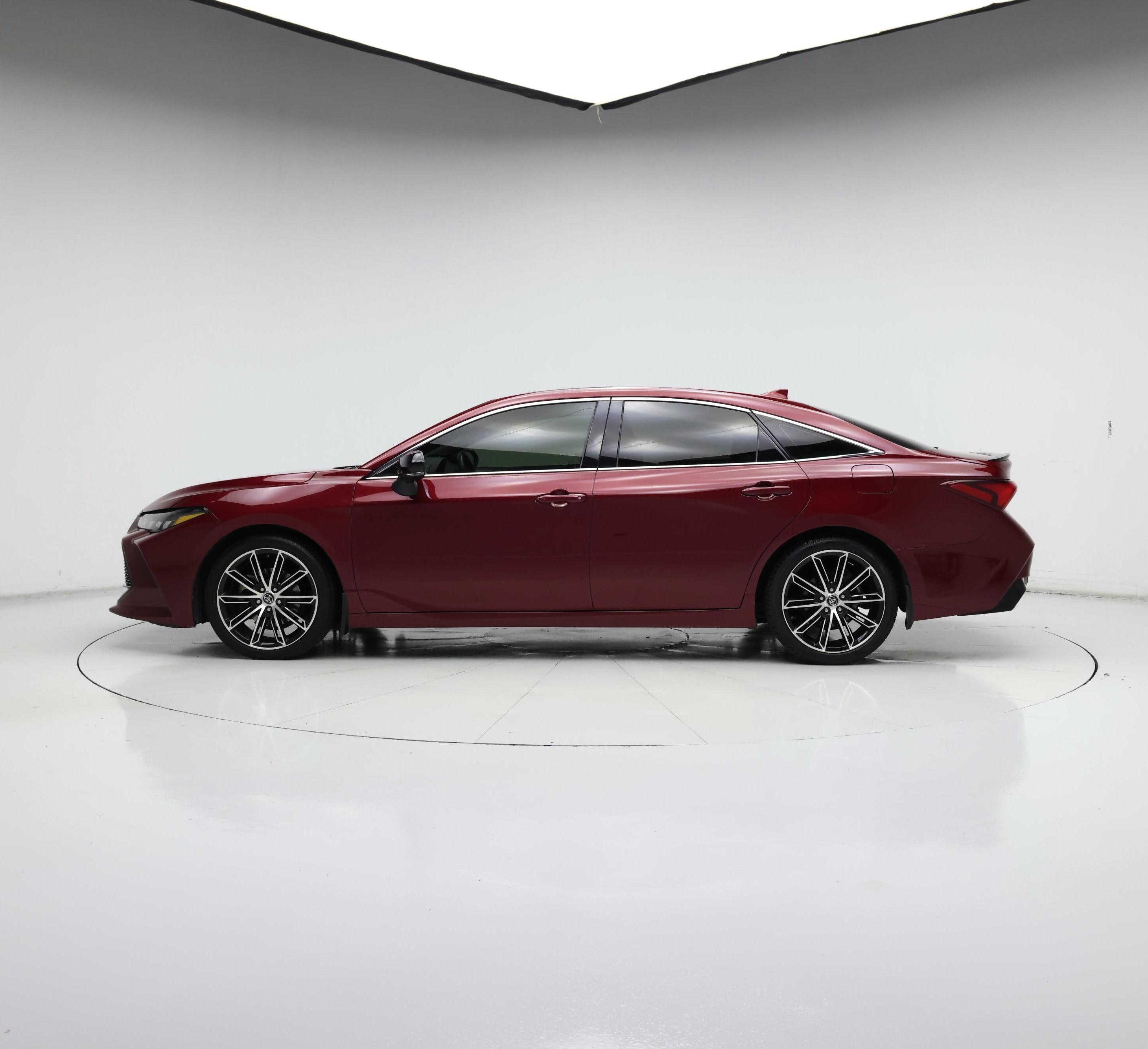 Thumbnail: 2019 Toyota Avalon - 3