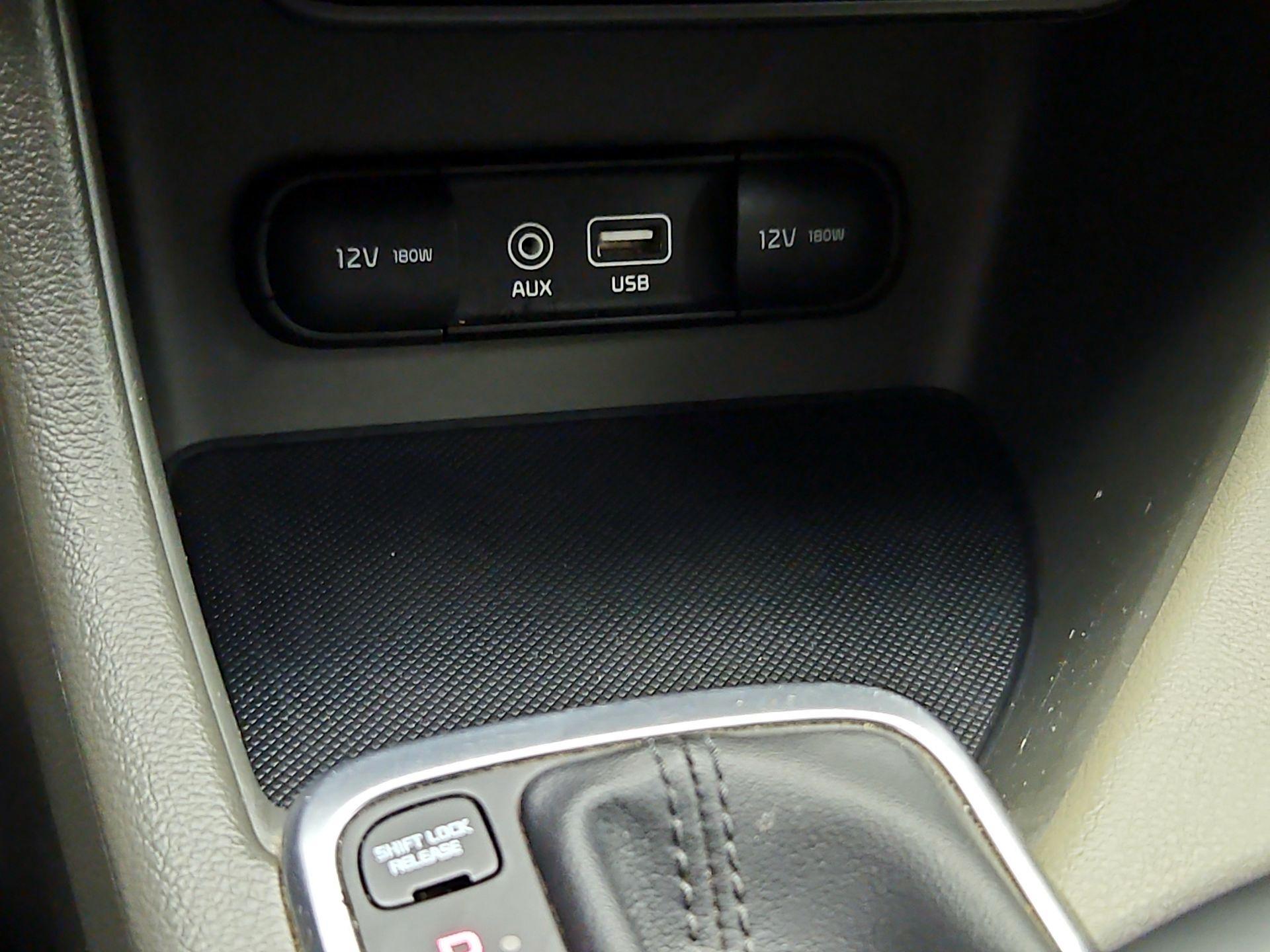 Thumbnail: 2019 Kia Sportage - 19