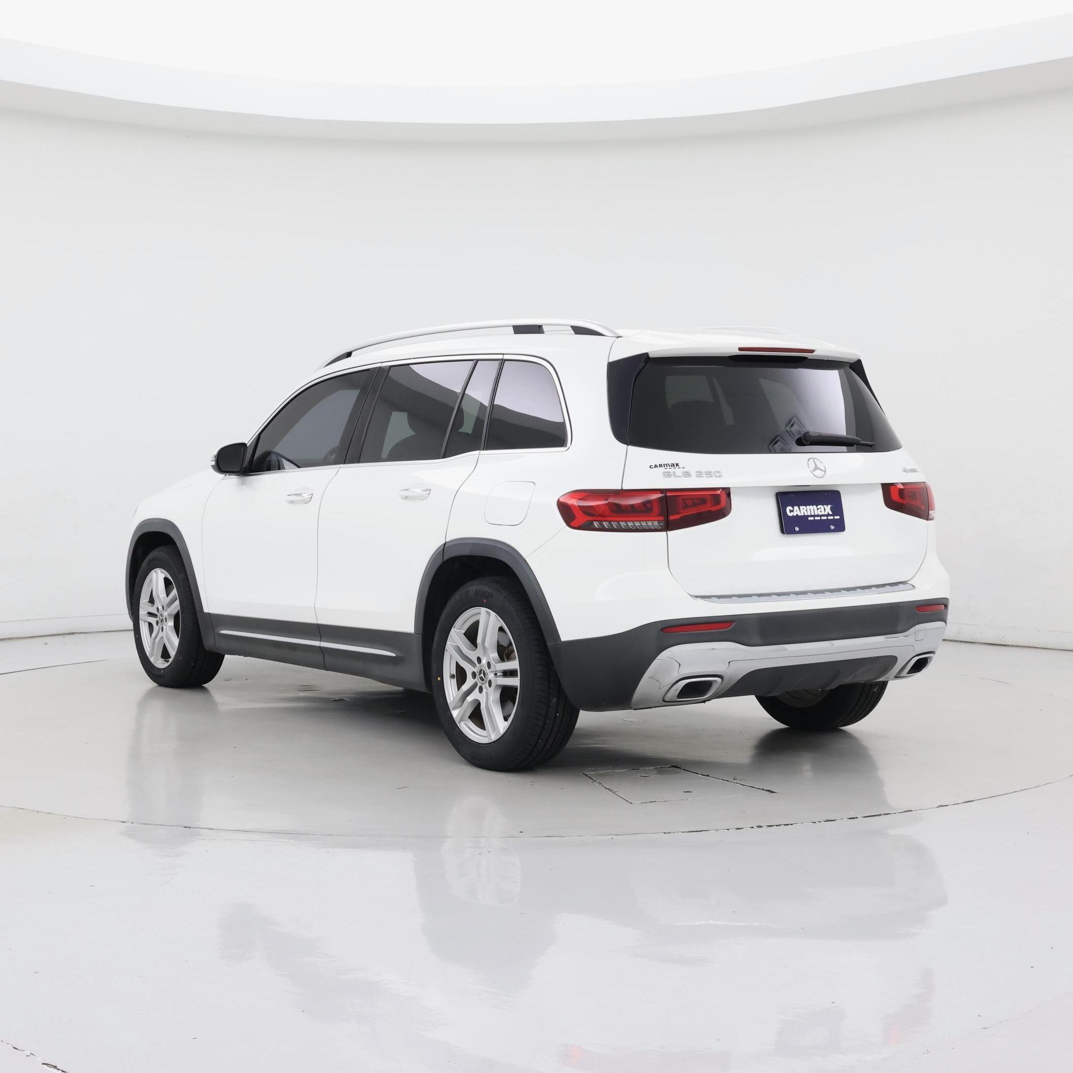 Thumbnail: 2020 Mercedes-Benz GLB - 2