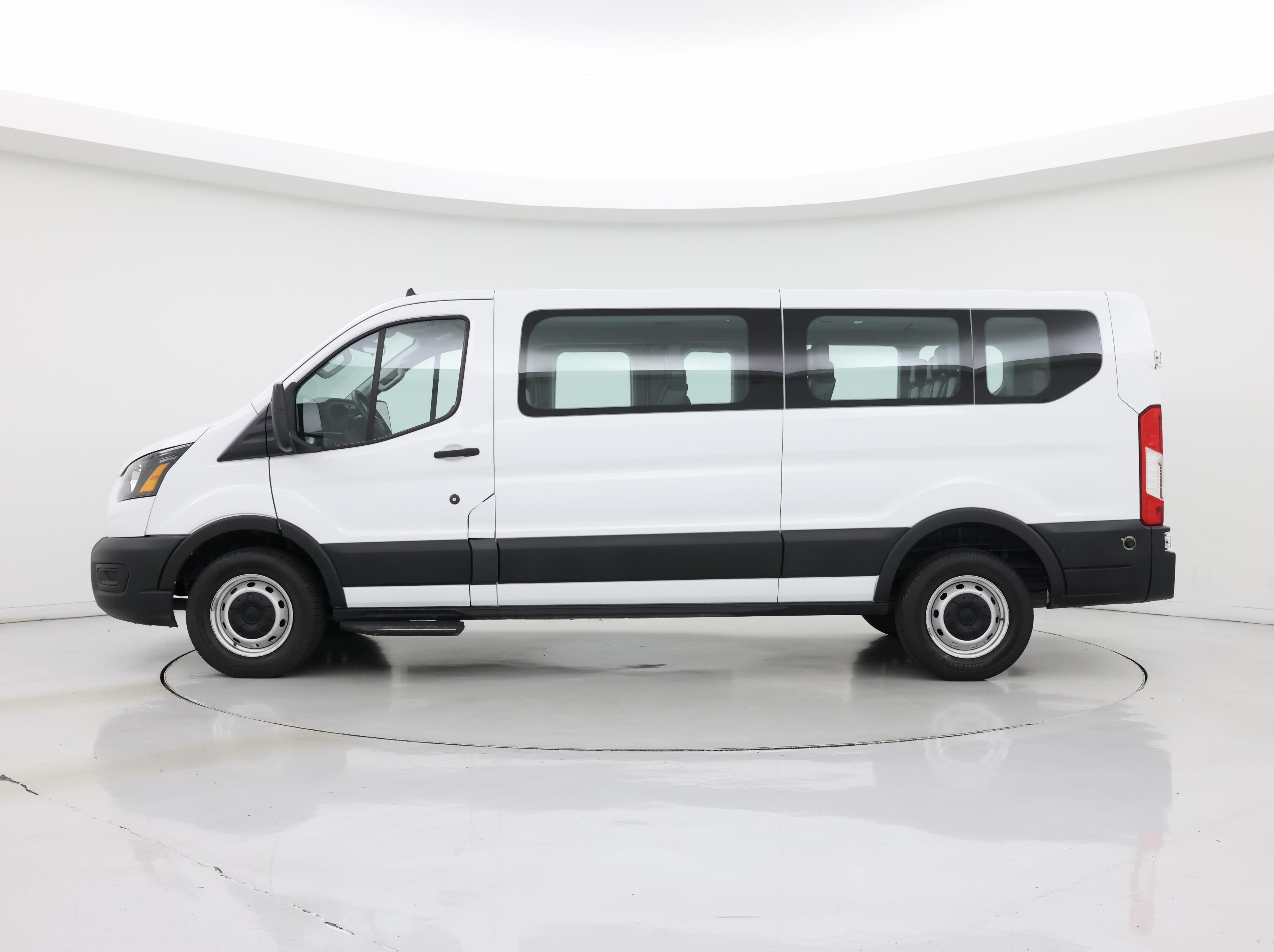 Thumbnail: 2020 Ford Transit Series - 3