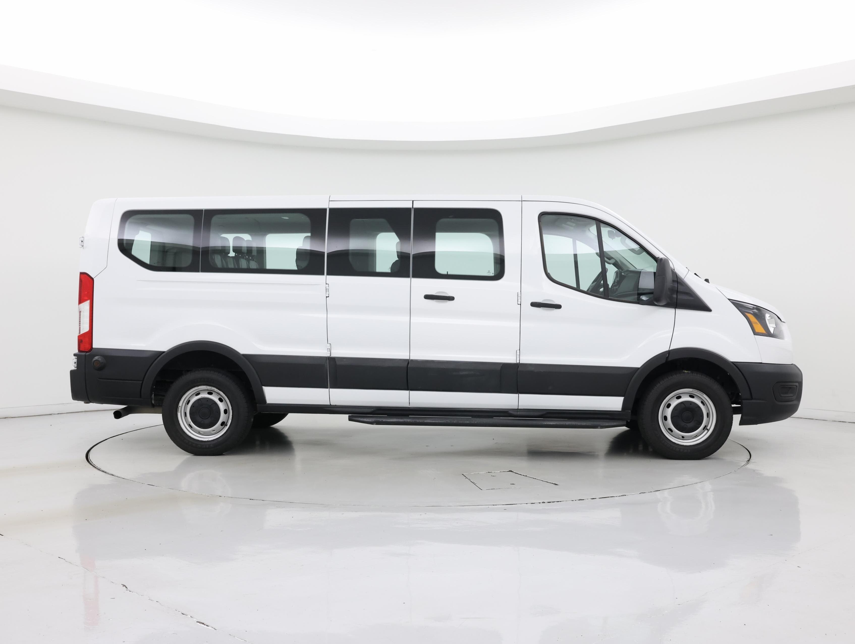 Thumbnail: 2020 Ford Transit Series - 7