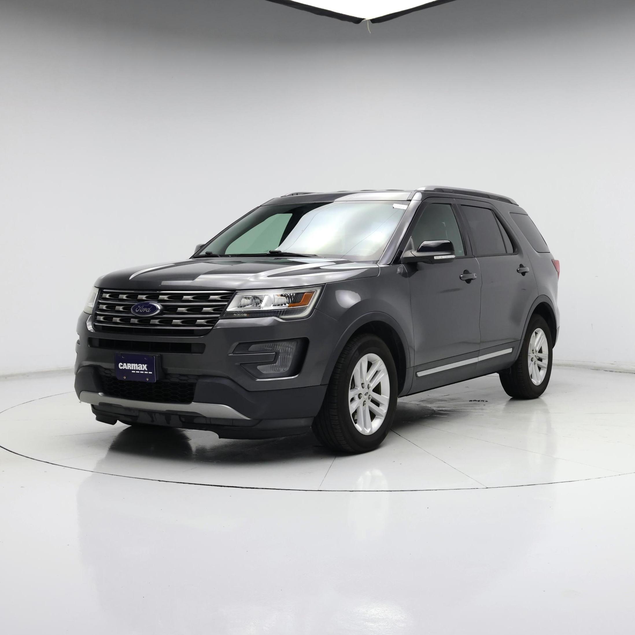 Thumbnail: 2017 Ford Explorer - 4