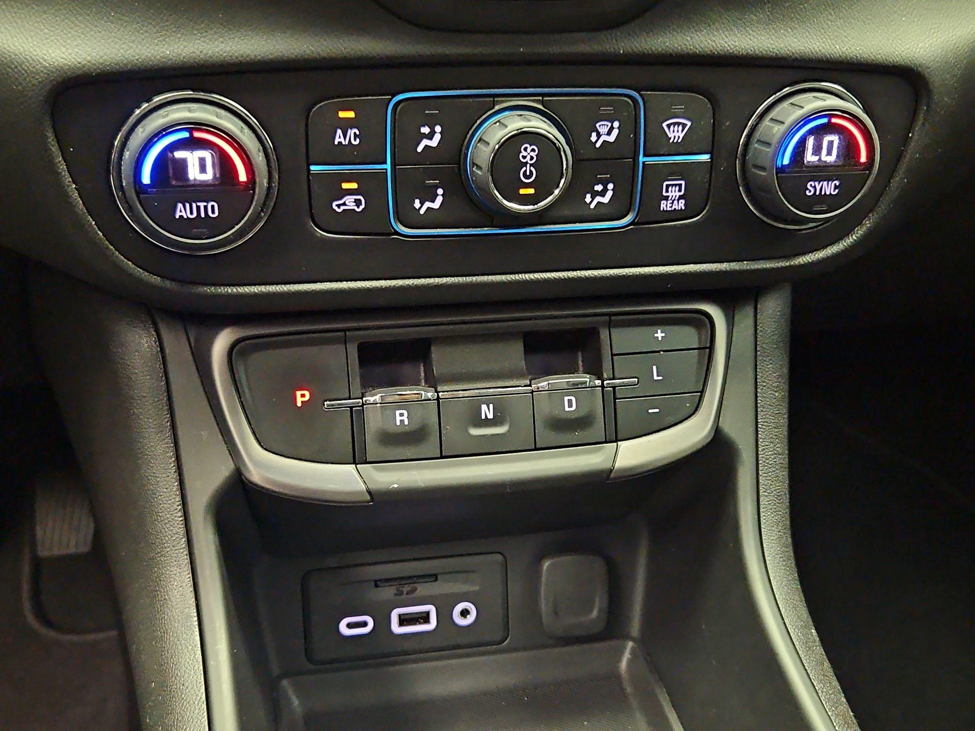Thumbnail: 2022 GMC Terrain - 16