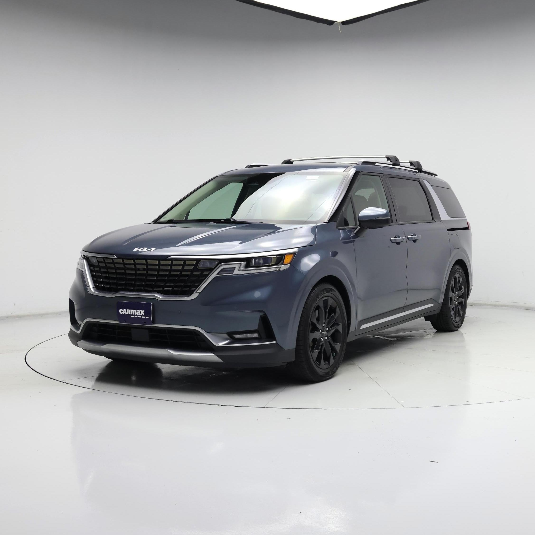Thumbnail: 2022 Kia Carnival - 4