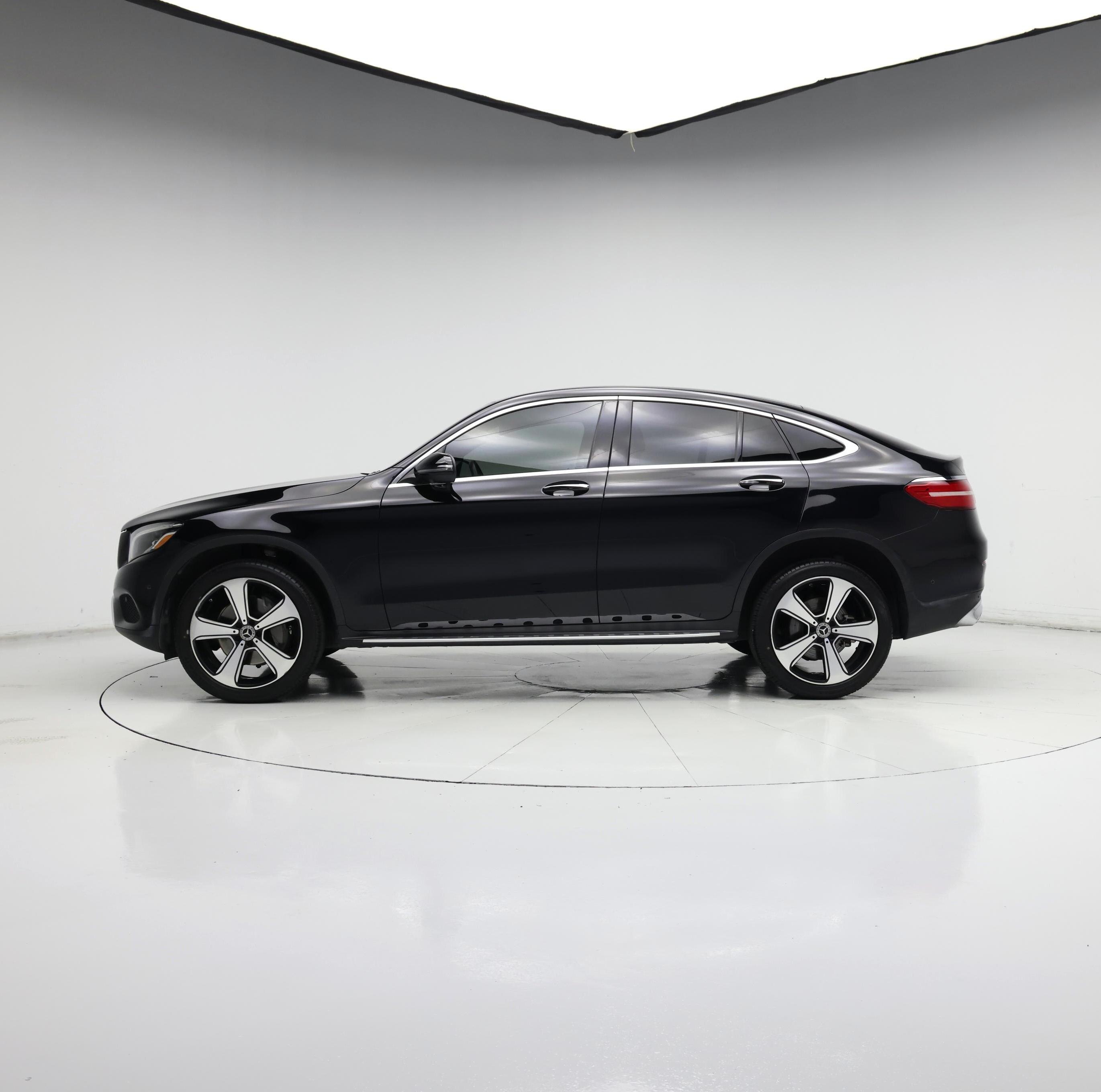 Thumbnail: 2019 Mercedes-Benz GLC - 3