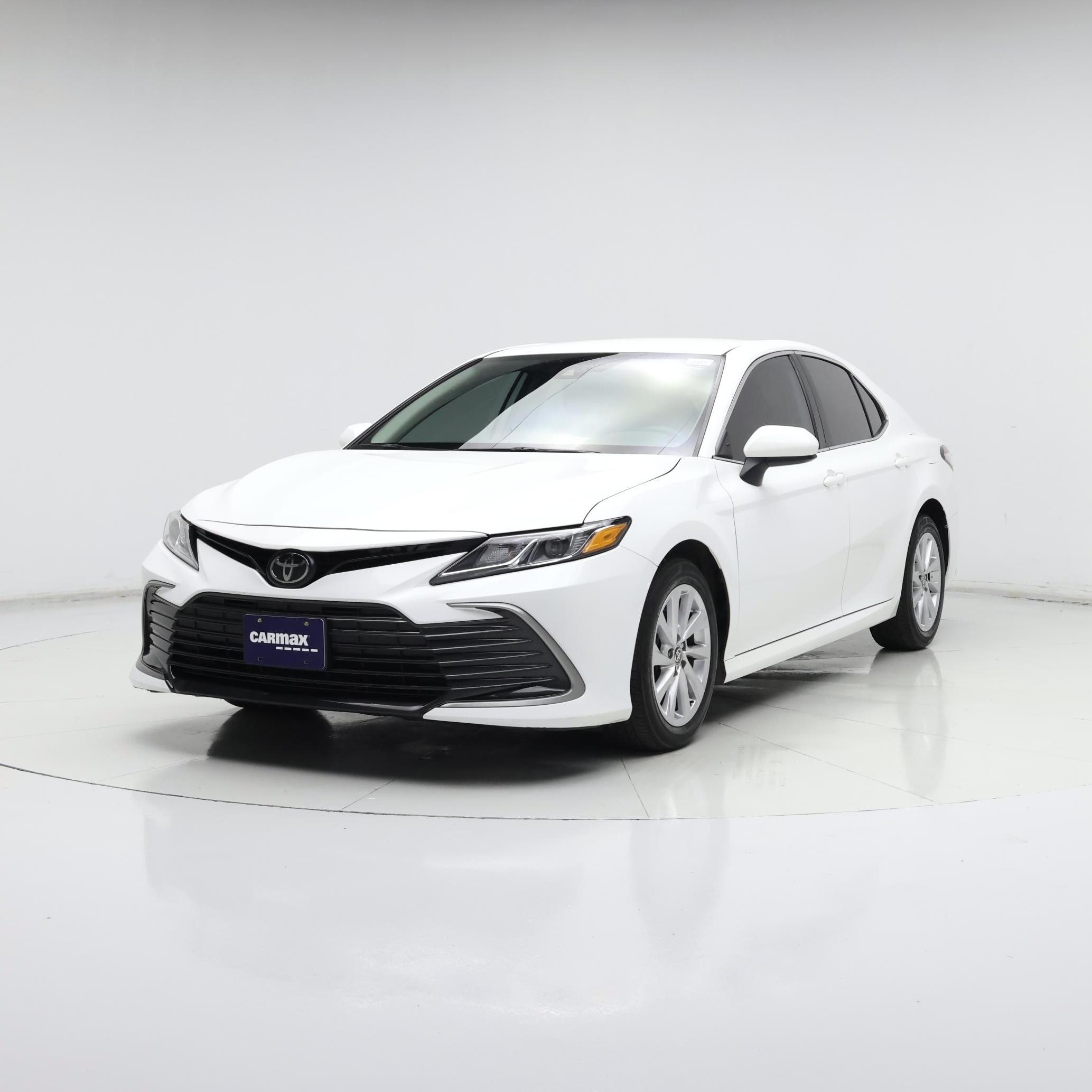 Thumbnail: 2023 Toyota Camry - 4