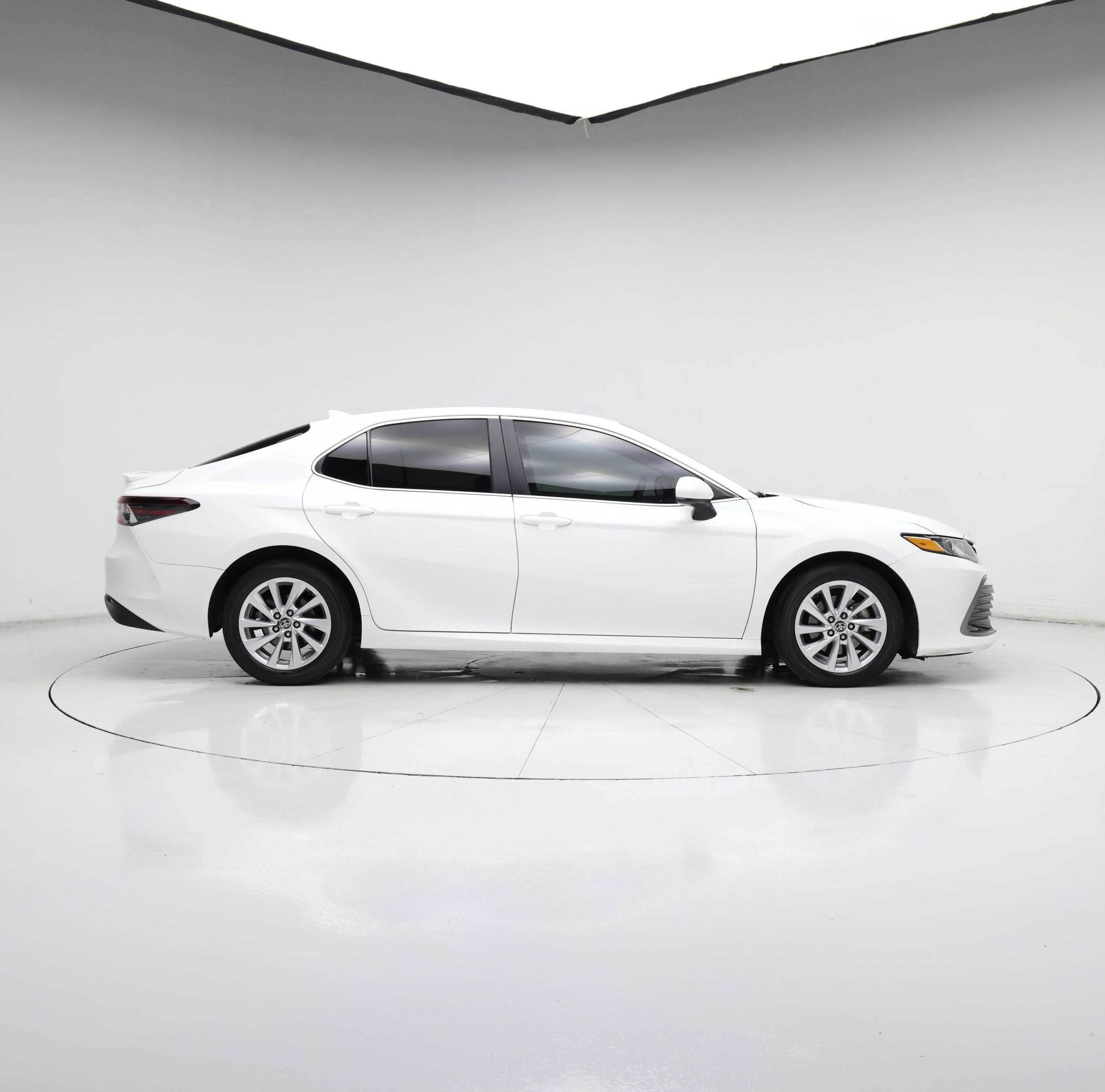 Thumbnail: 2023 Toyota Camry - 7