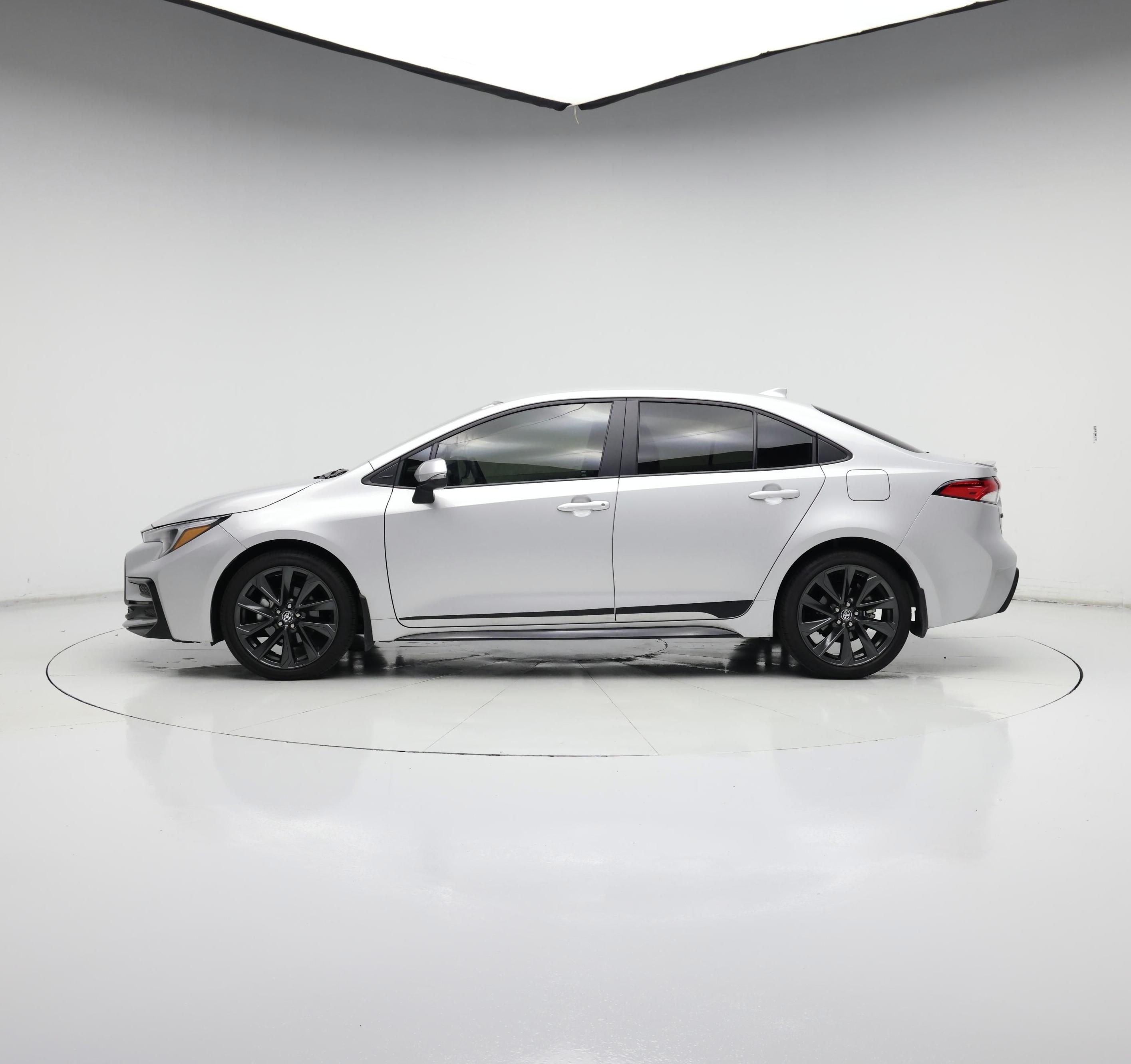 Thumbnail: 2024 Toyota Corolla - 3