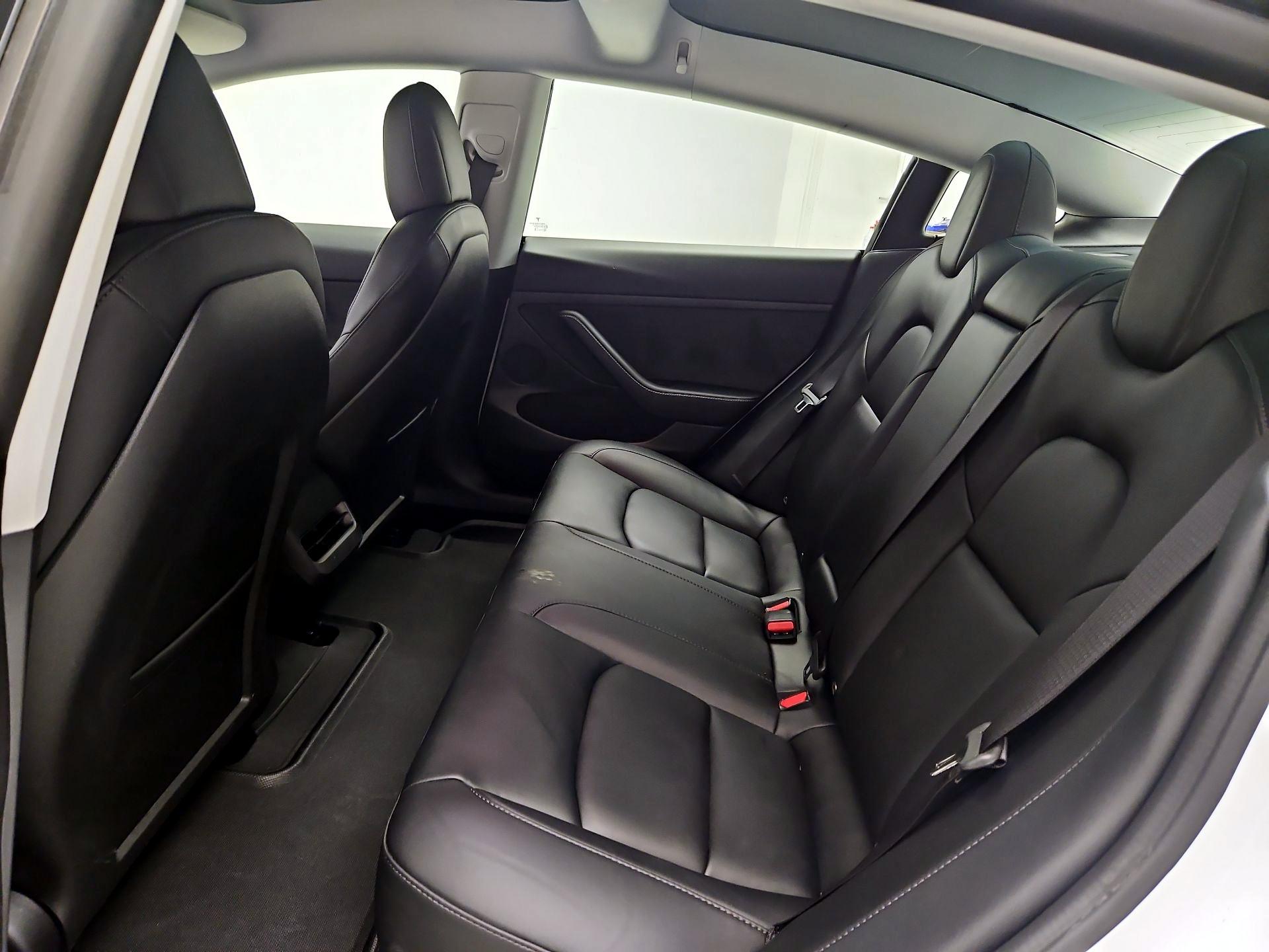 Thumbnail: 2021 Tesla Model 3 - 19