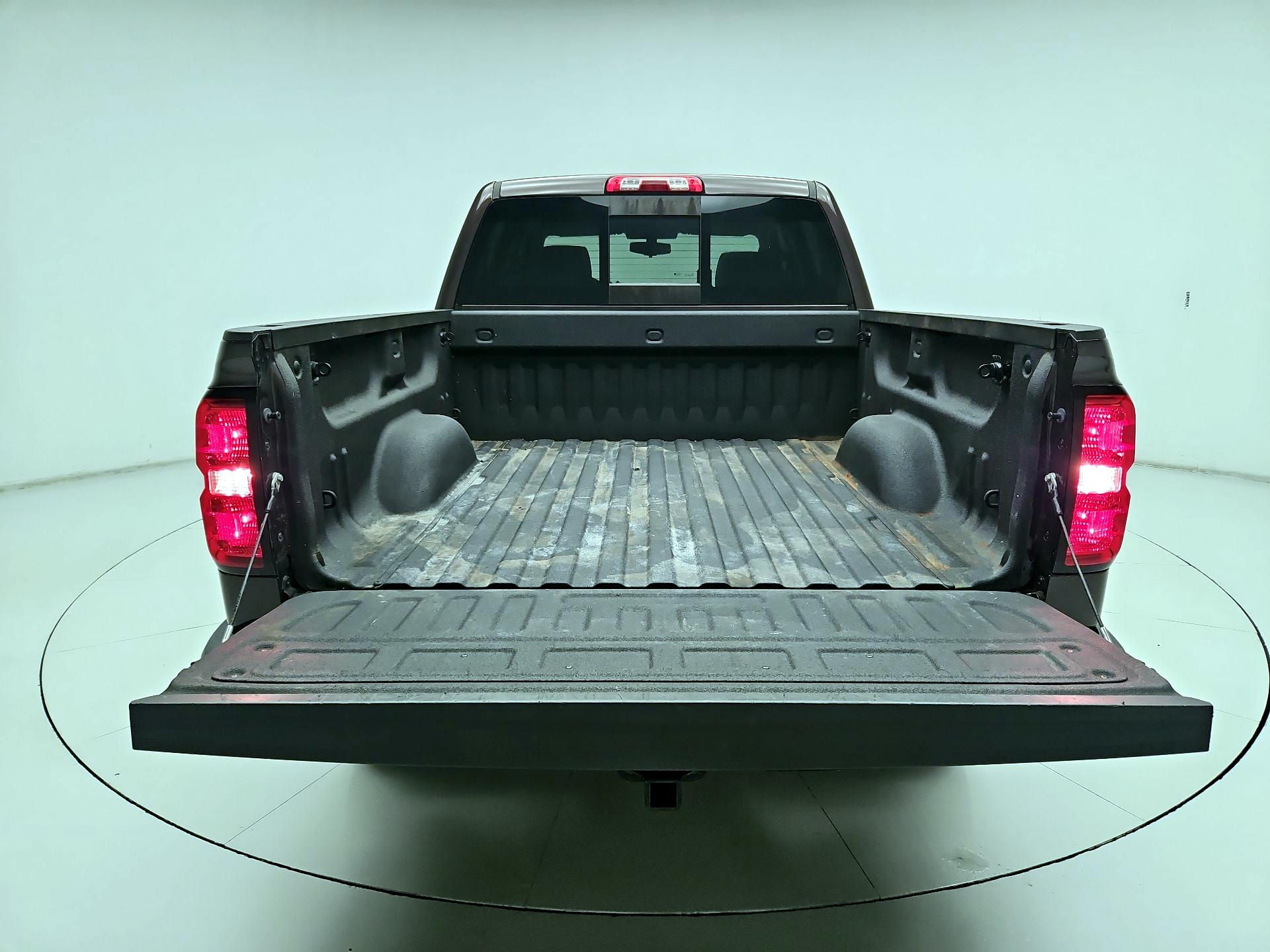 Thumbnail: 2016 Chevrolet Silverado 1500 - 18