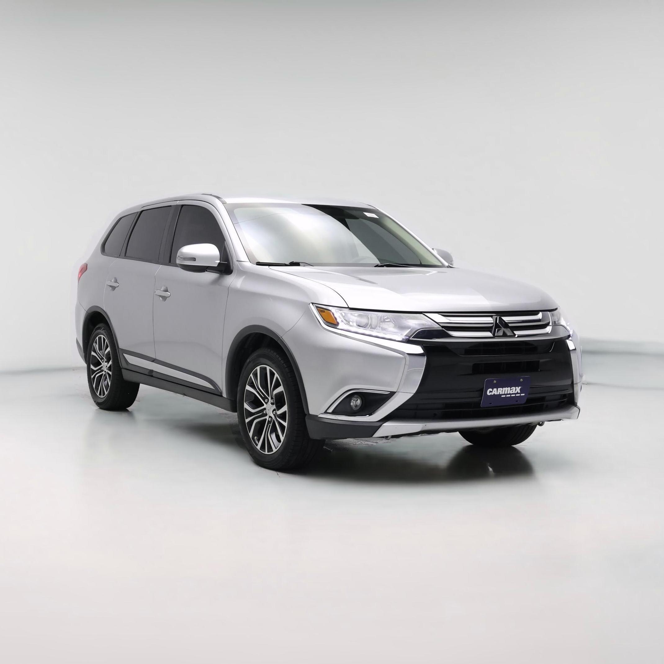 Thumbnail: 2018 Mitsubishi Outlander - 1