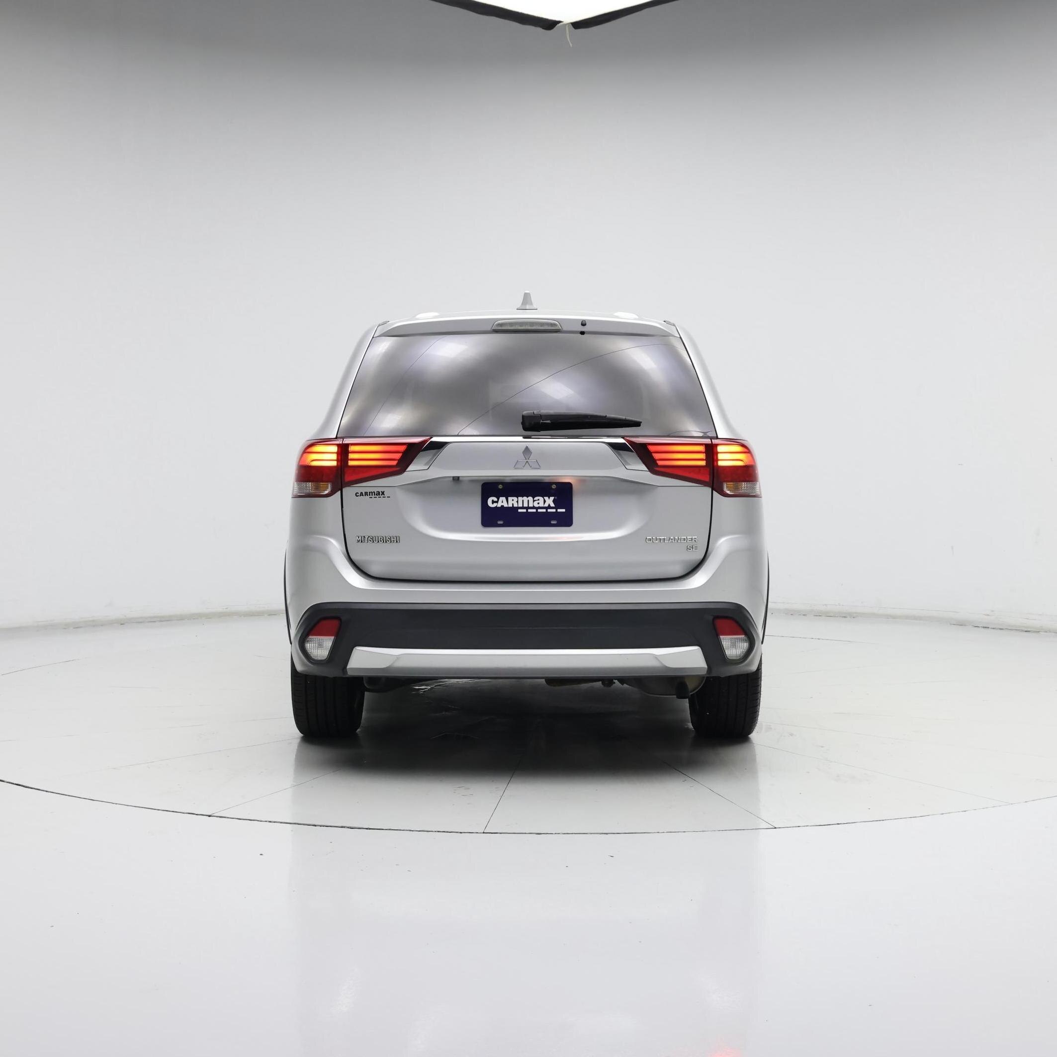 Thumbnail: 2018 Mitsubishi Outlander - 6
