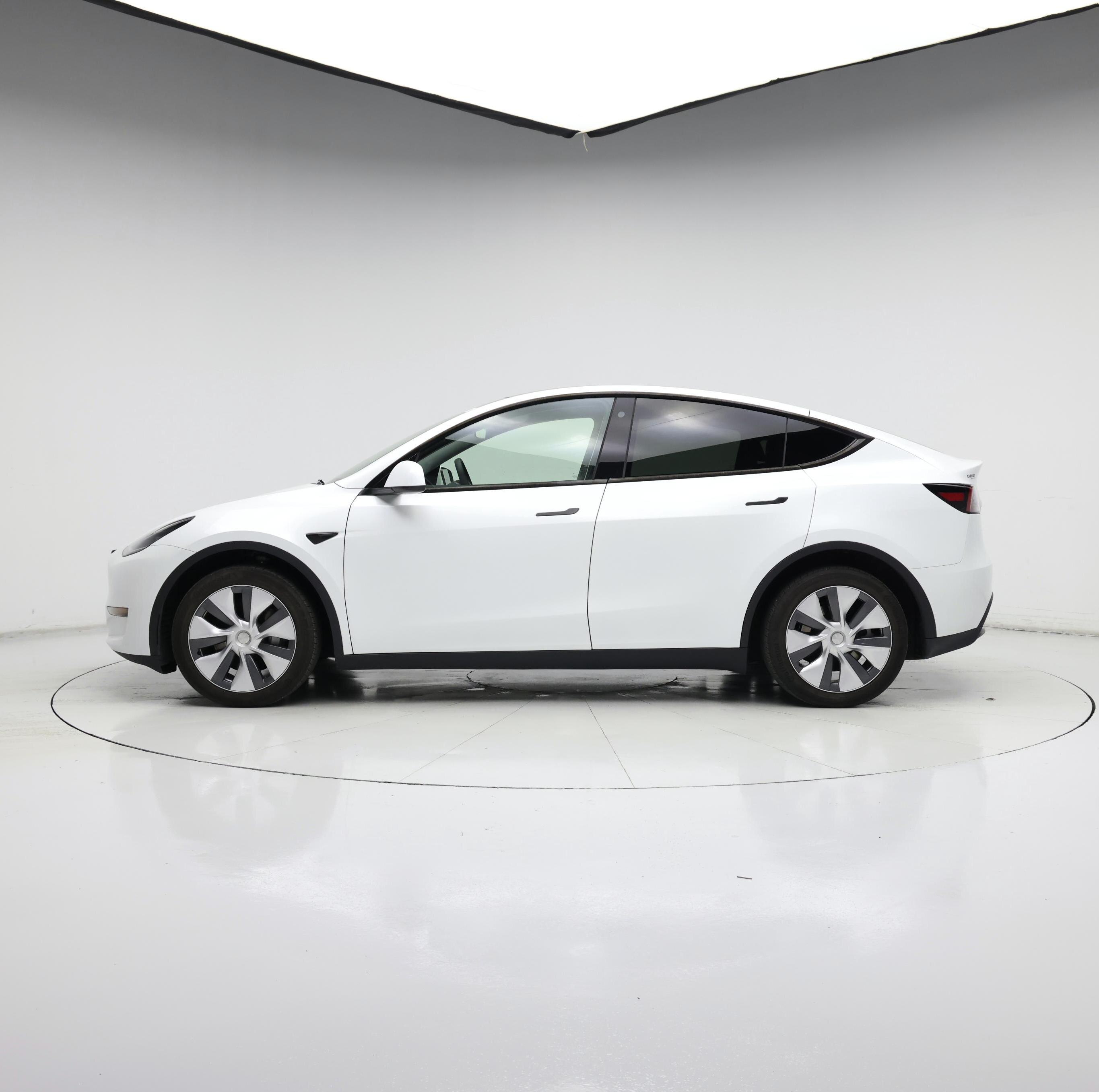 Thumbnail: 2023 Tesla Model Y - 3