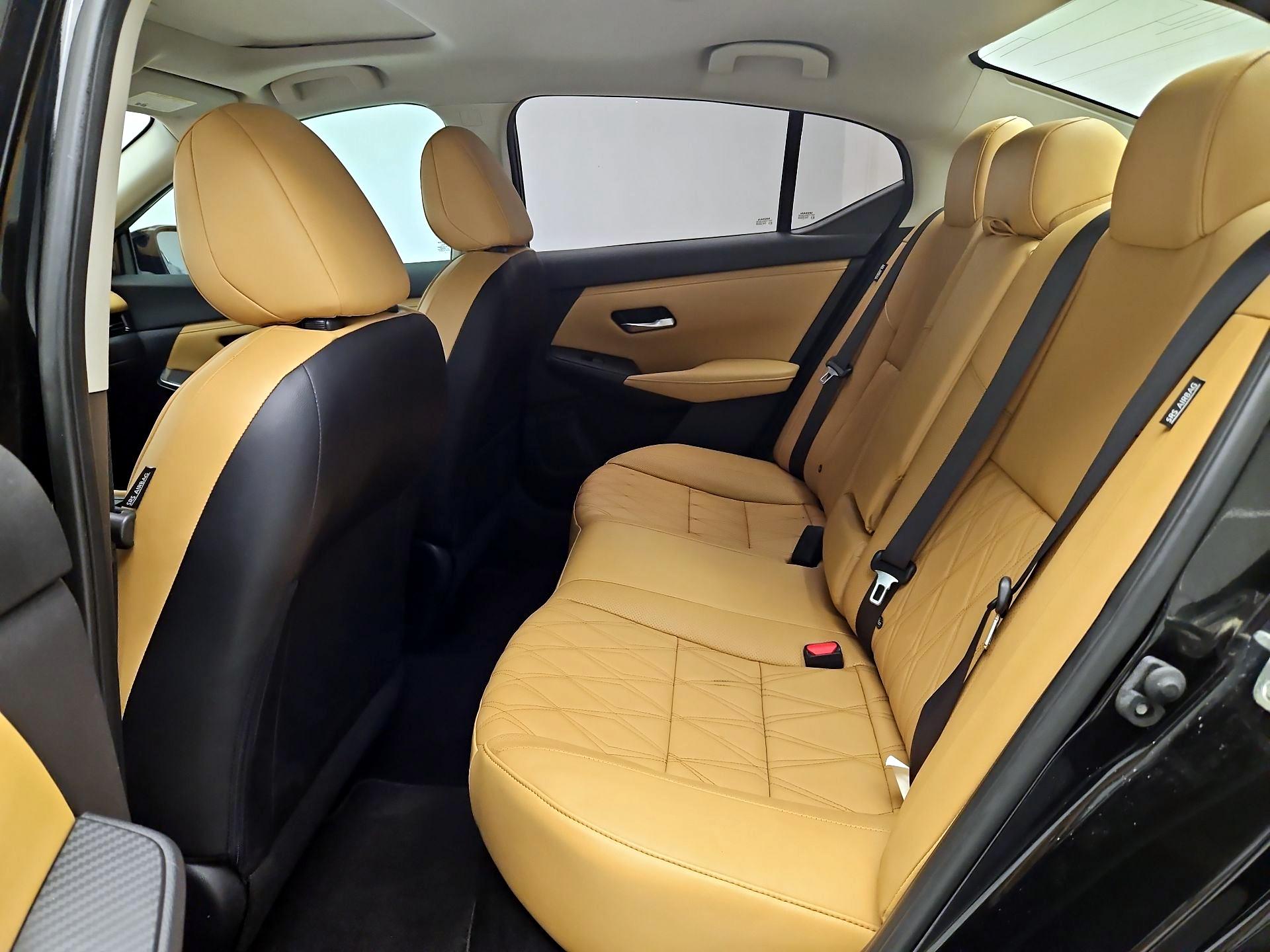 Thumbnail: 2020 Nissan Sentra - 17