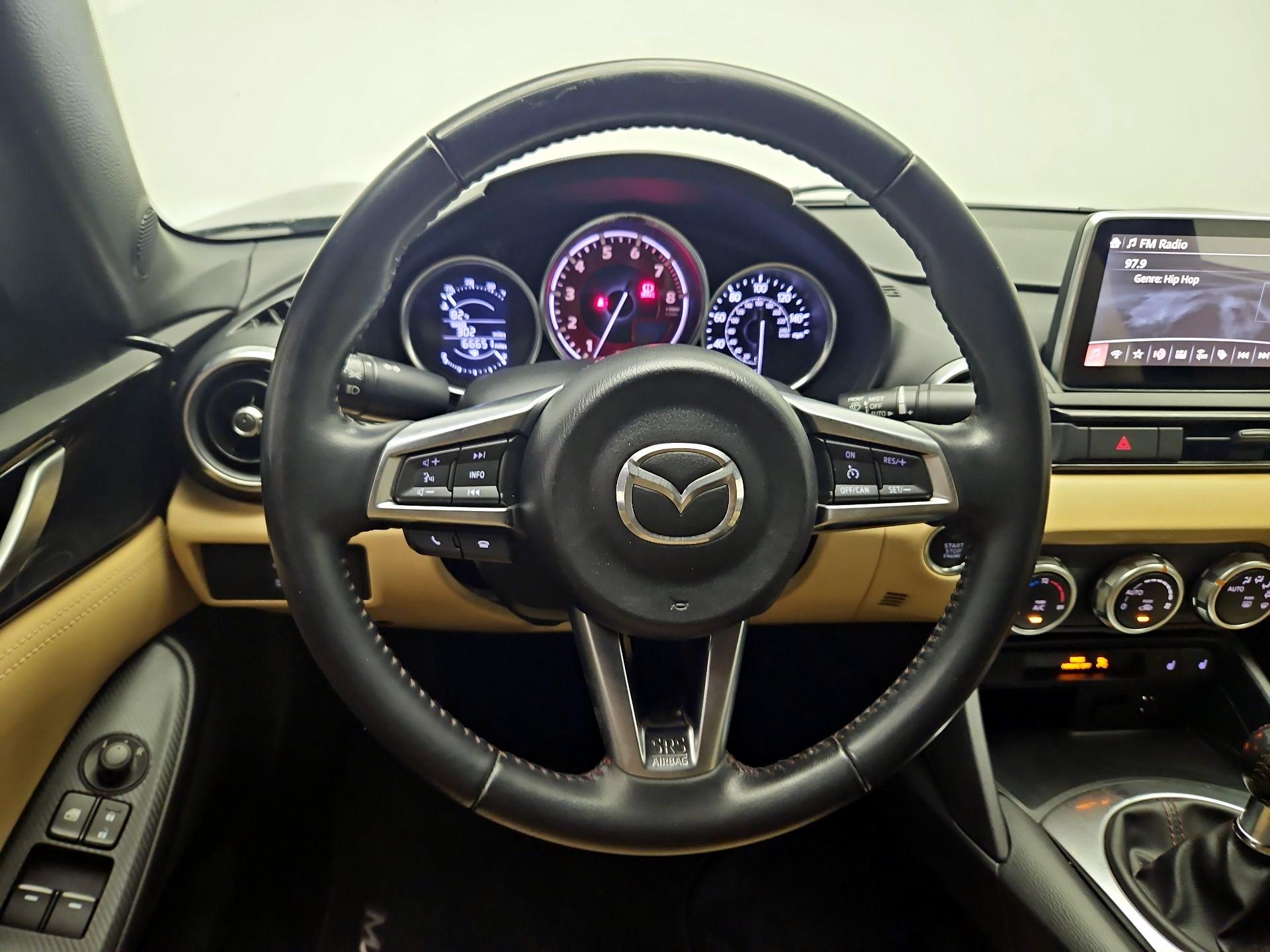 Thumbnail: 2016 Mazda MX-5 Miata - 10