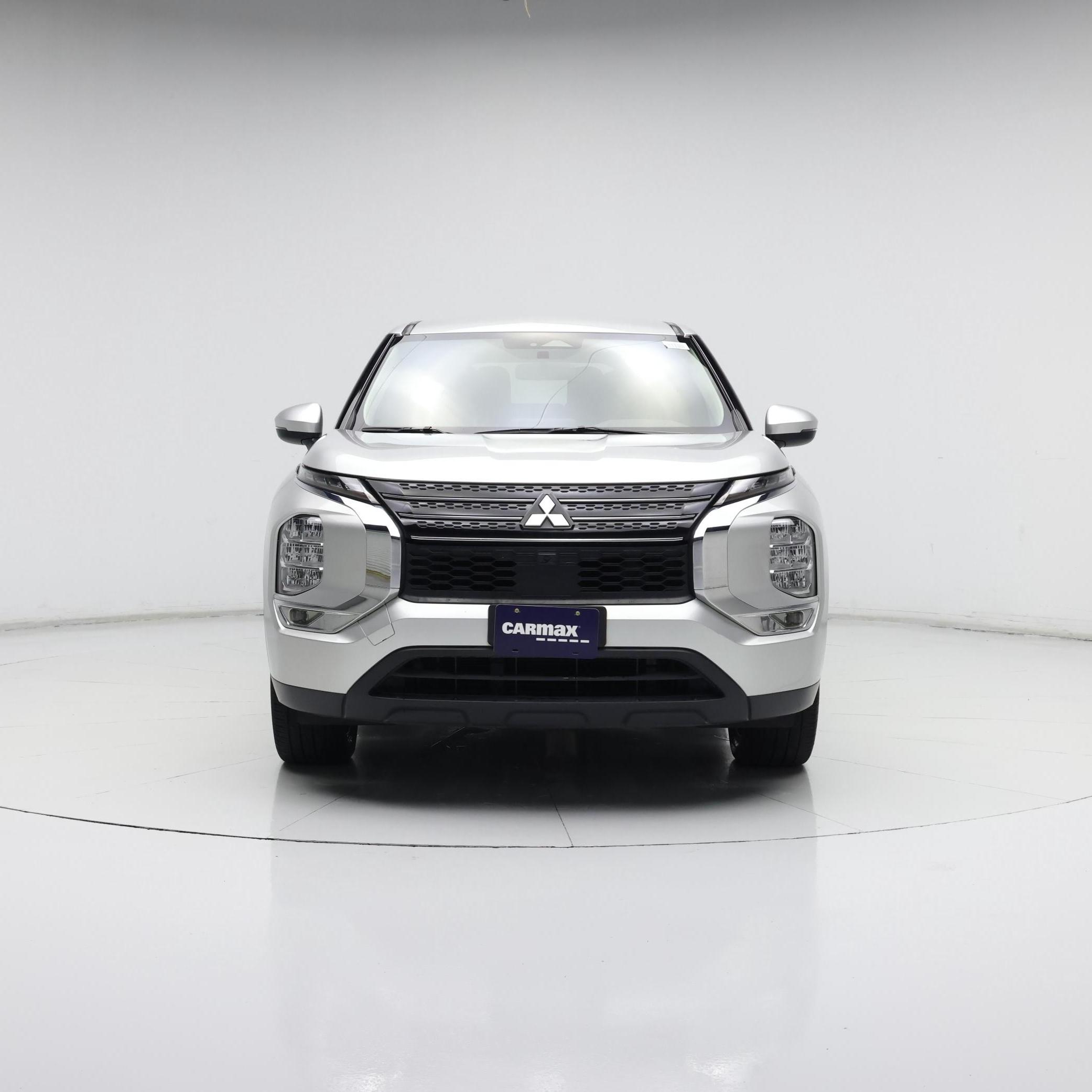 Thumbnail: 2022 Mitsubishi Outlander - 5