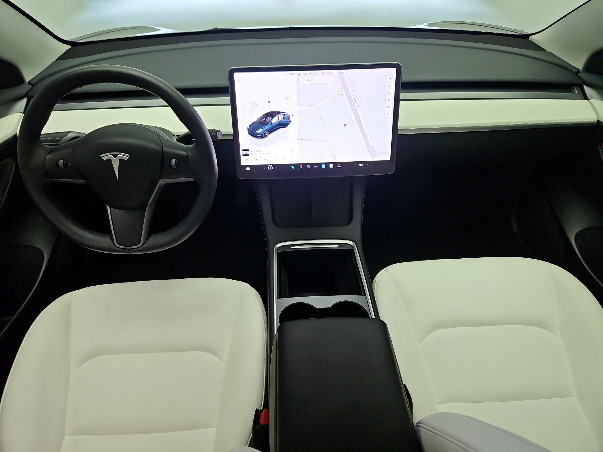 Thumbnail: 2022 Tesla Model 3 - 9