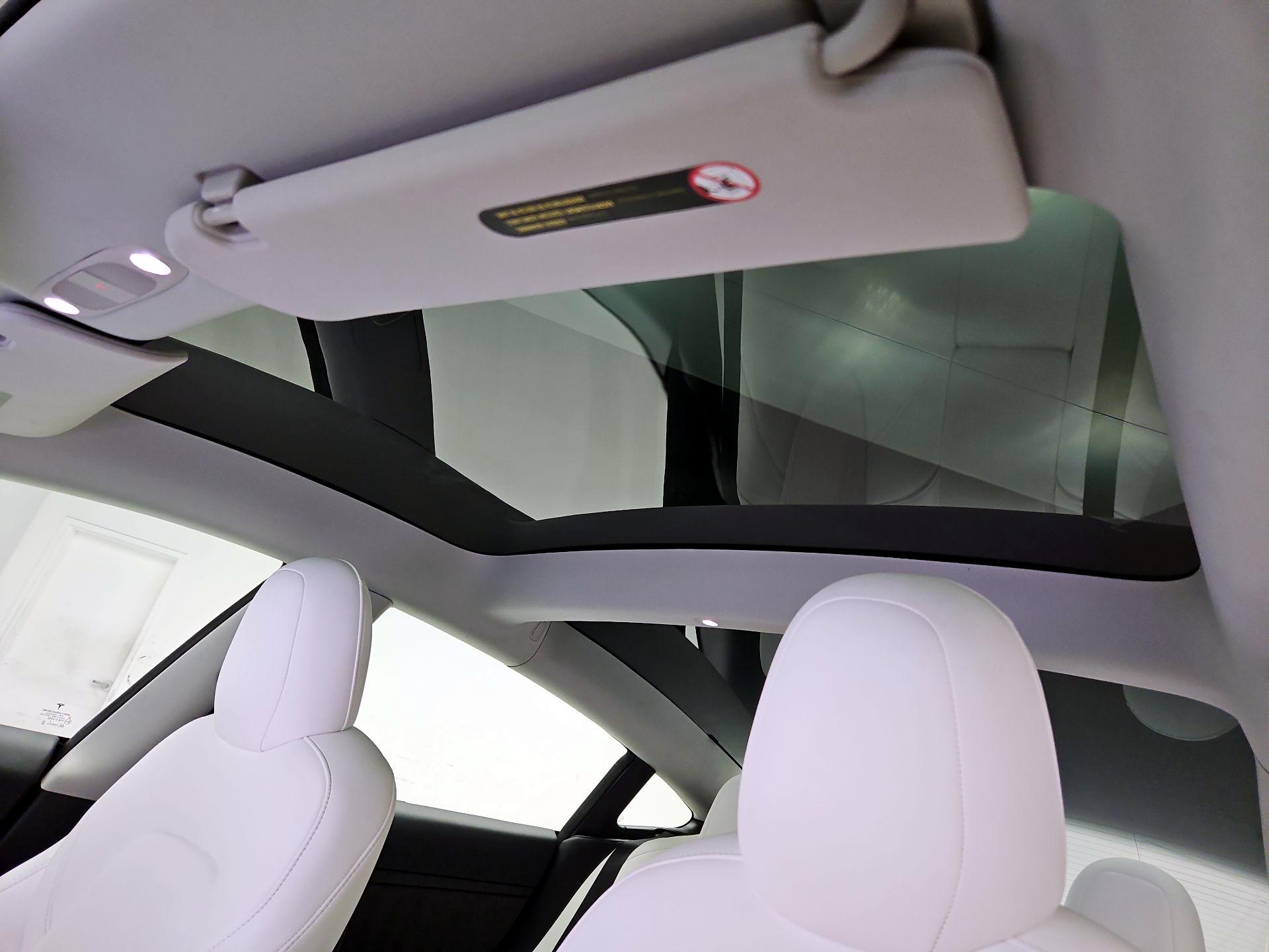 Thumbnail: 2022 Tesla Model 3 - 18
