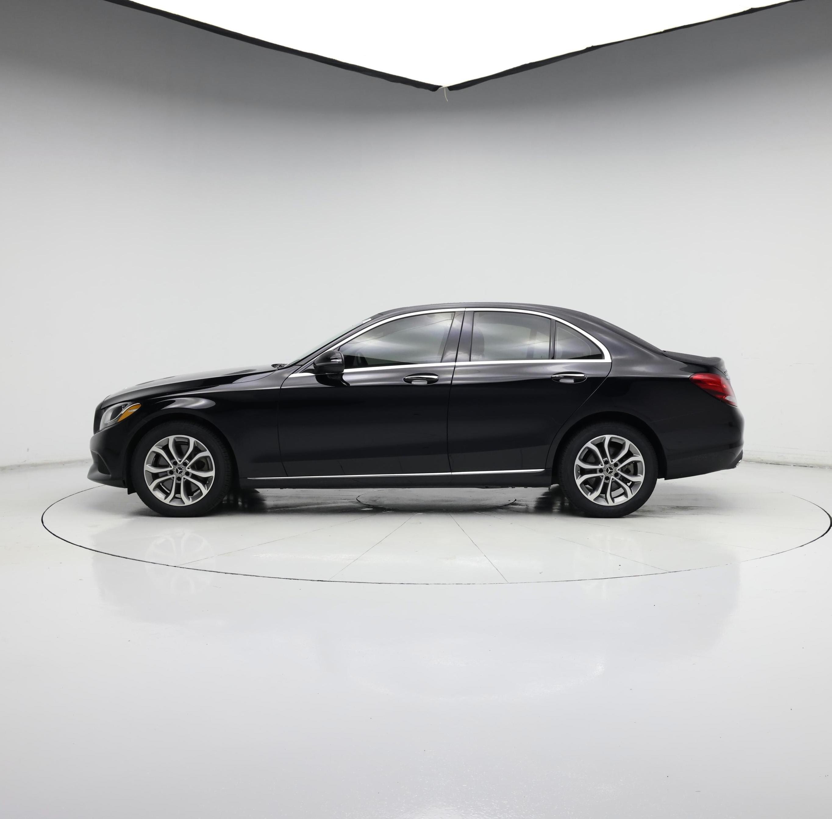 Thumbnail: 2018 Mercedes-Benz C-Class - 3