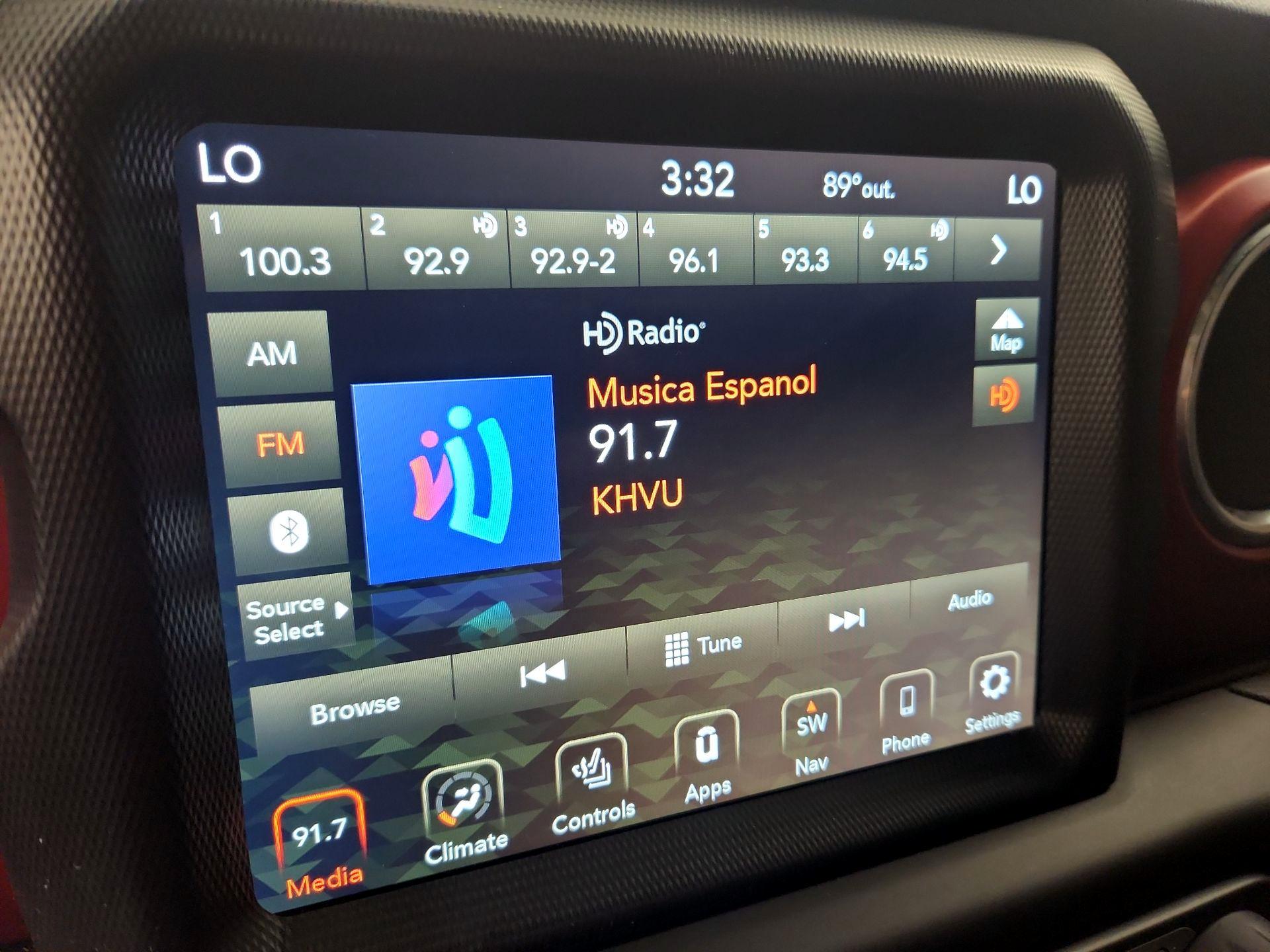 Thumbnail: 2020 Jeep Gladiator - 16