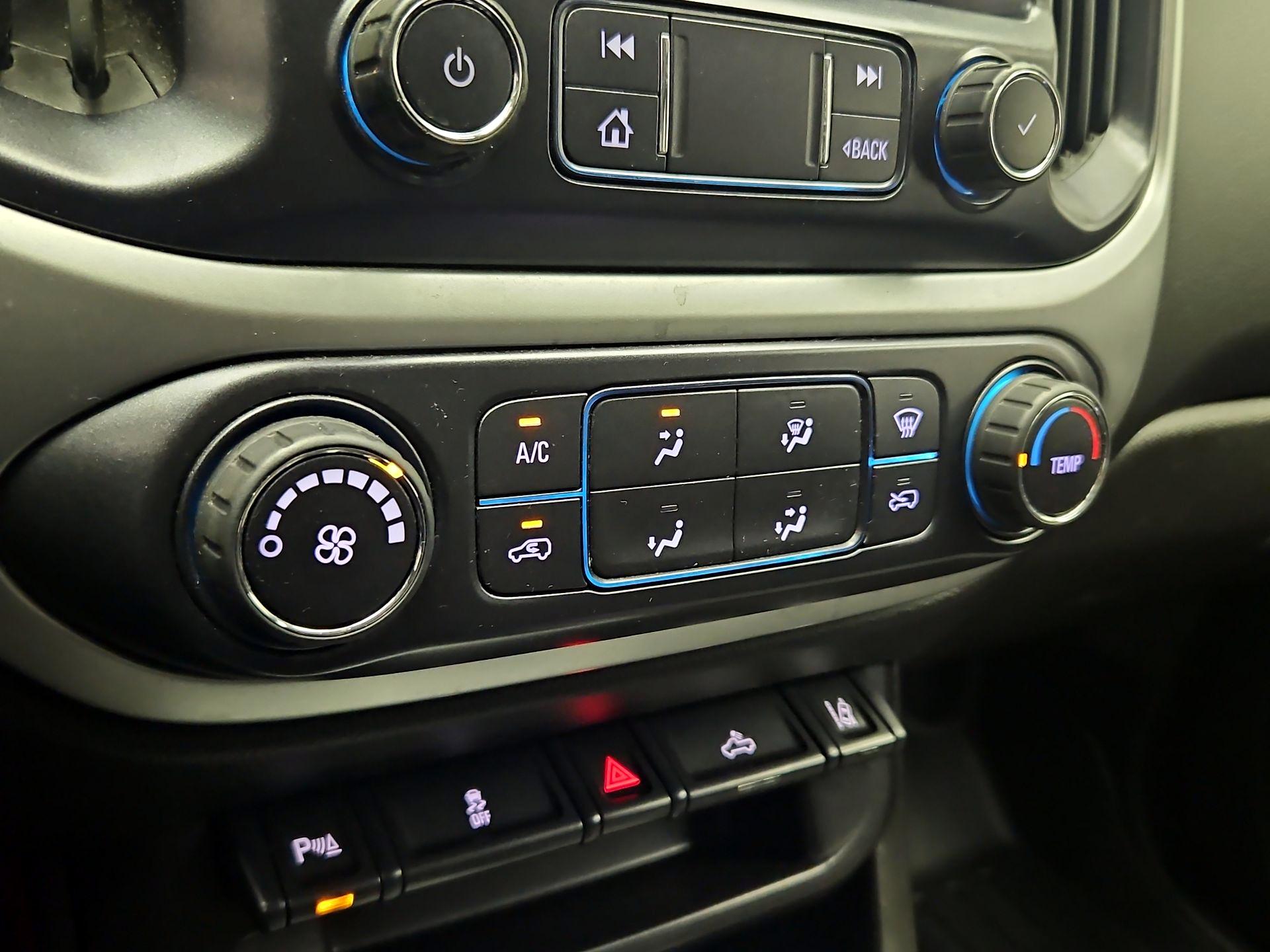 Thumbnail: 2021 Chevrolet Colorado - 16