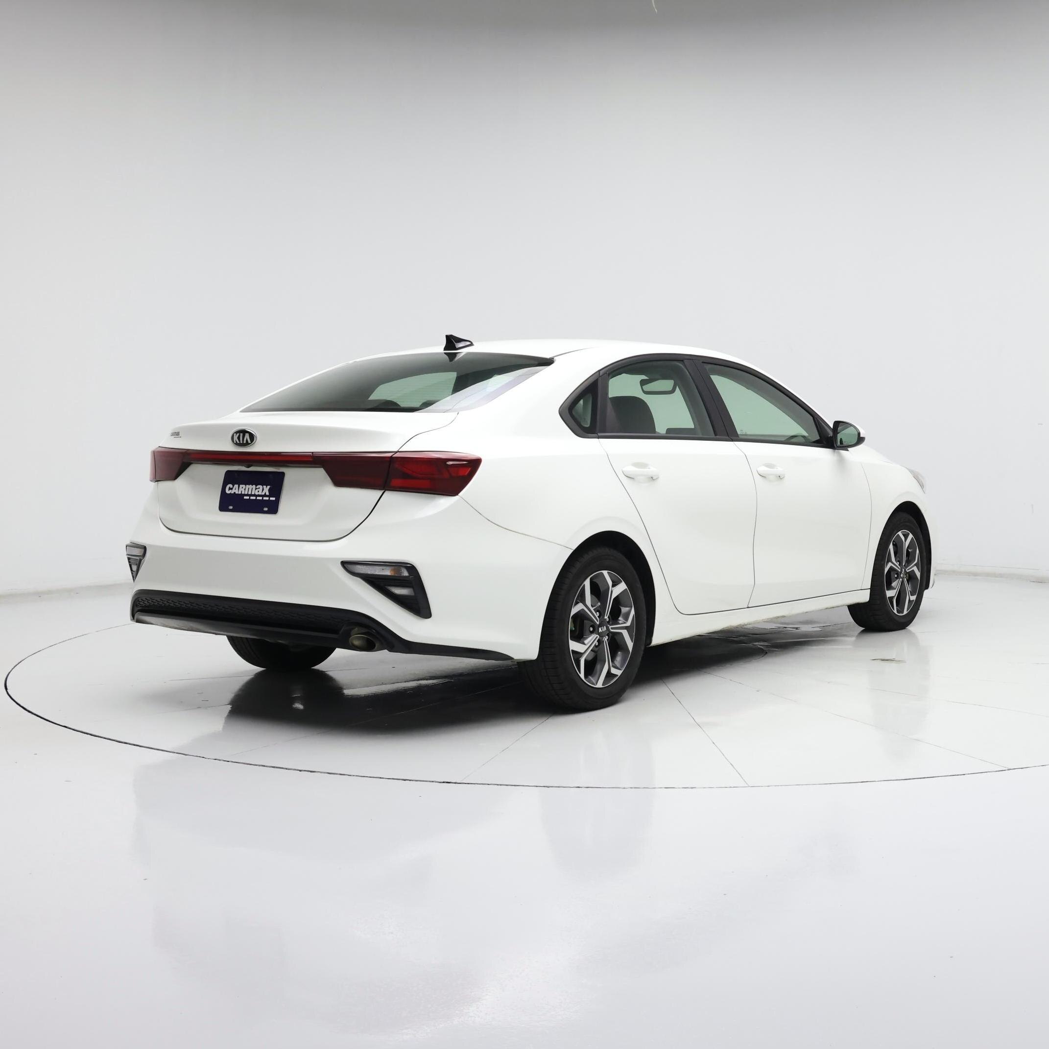 Thumbnail: 2020 Kia Forte - 8
