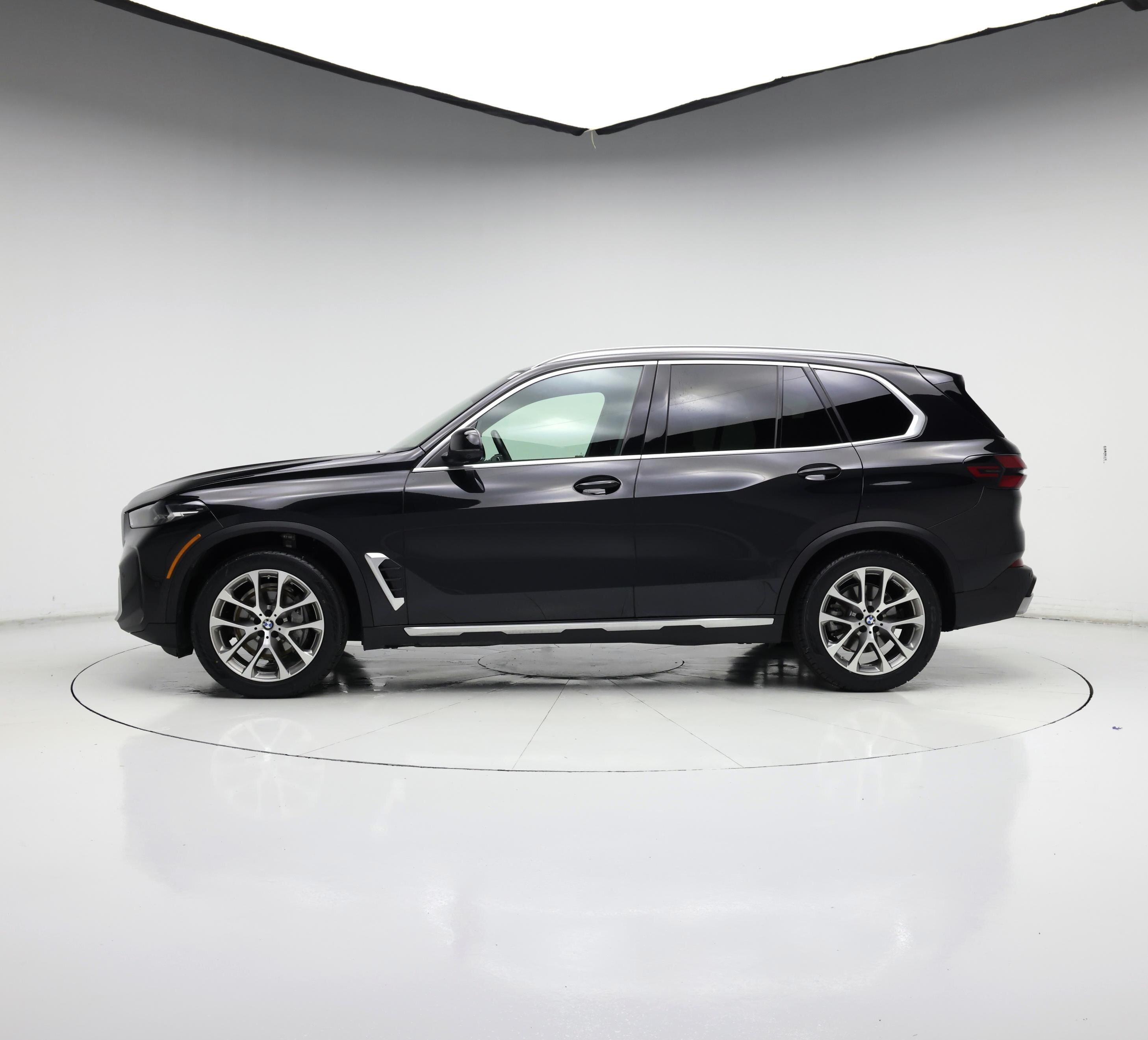 Thumbnail: 2024 BMW X5 - 3