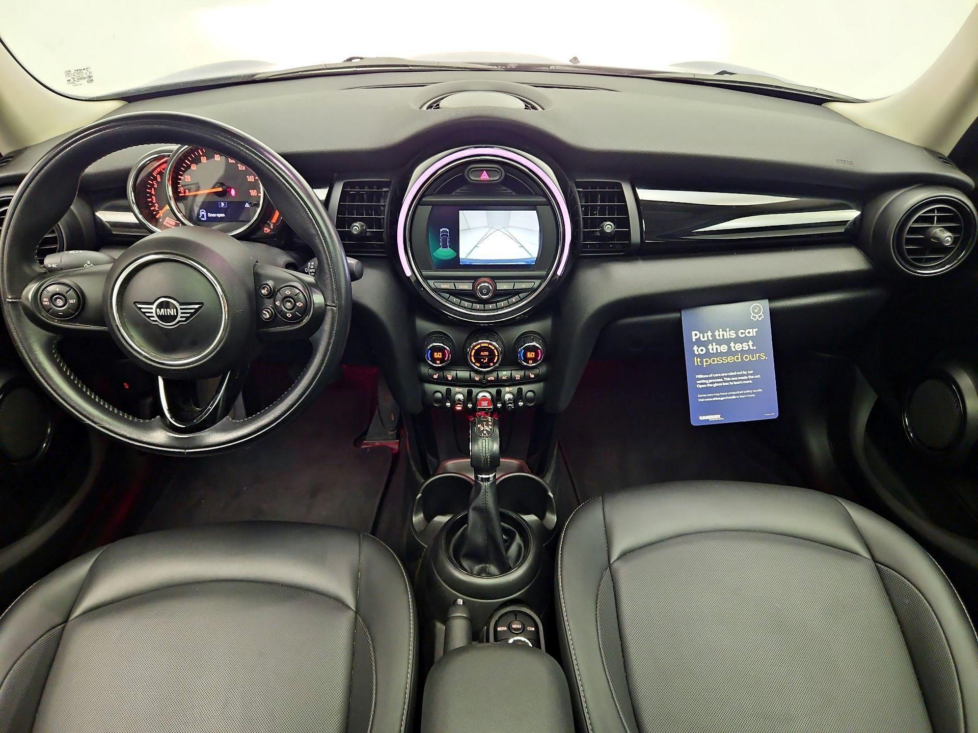 Thumbnail: 2019 MINI Cooper Hardtop - 9