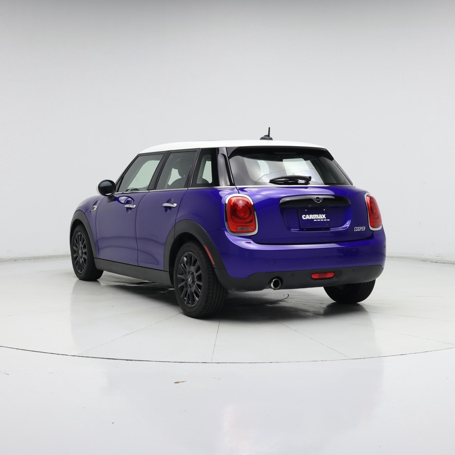 Thumbnail: 2019 MINI Cooper Hardtop - 2