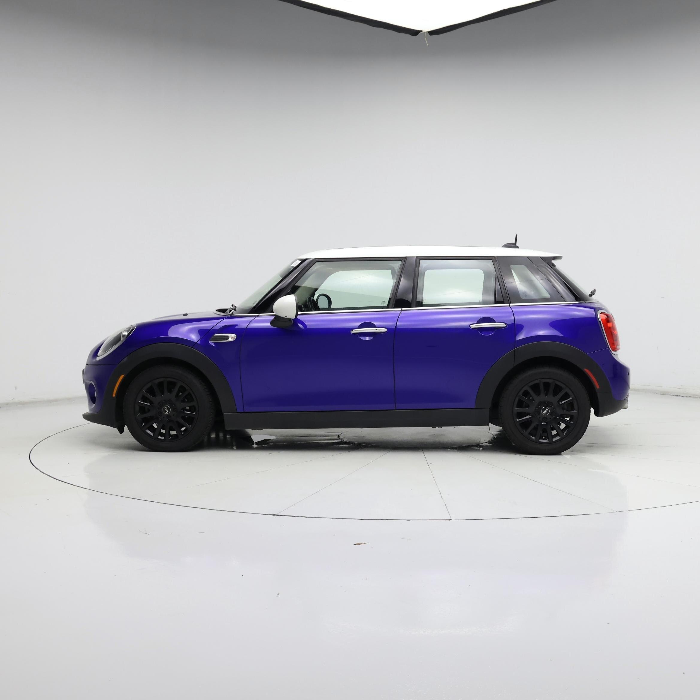 Thumbnail: 2019 MINI Cooper Hardtop - 3