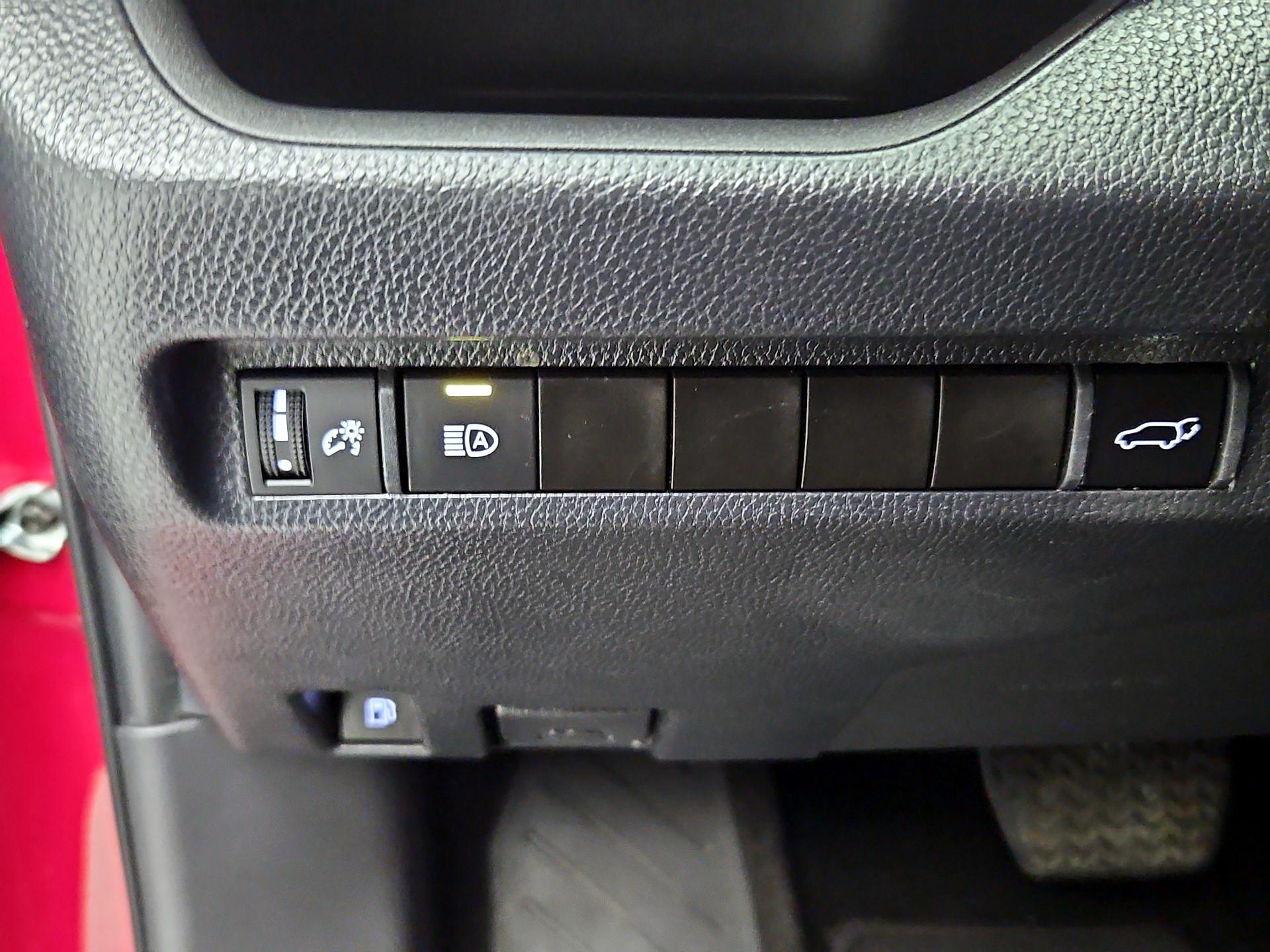 Thumbnail: 2023 Toyota RAV4 - 13