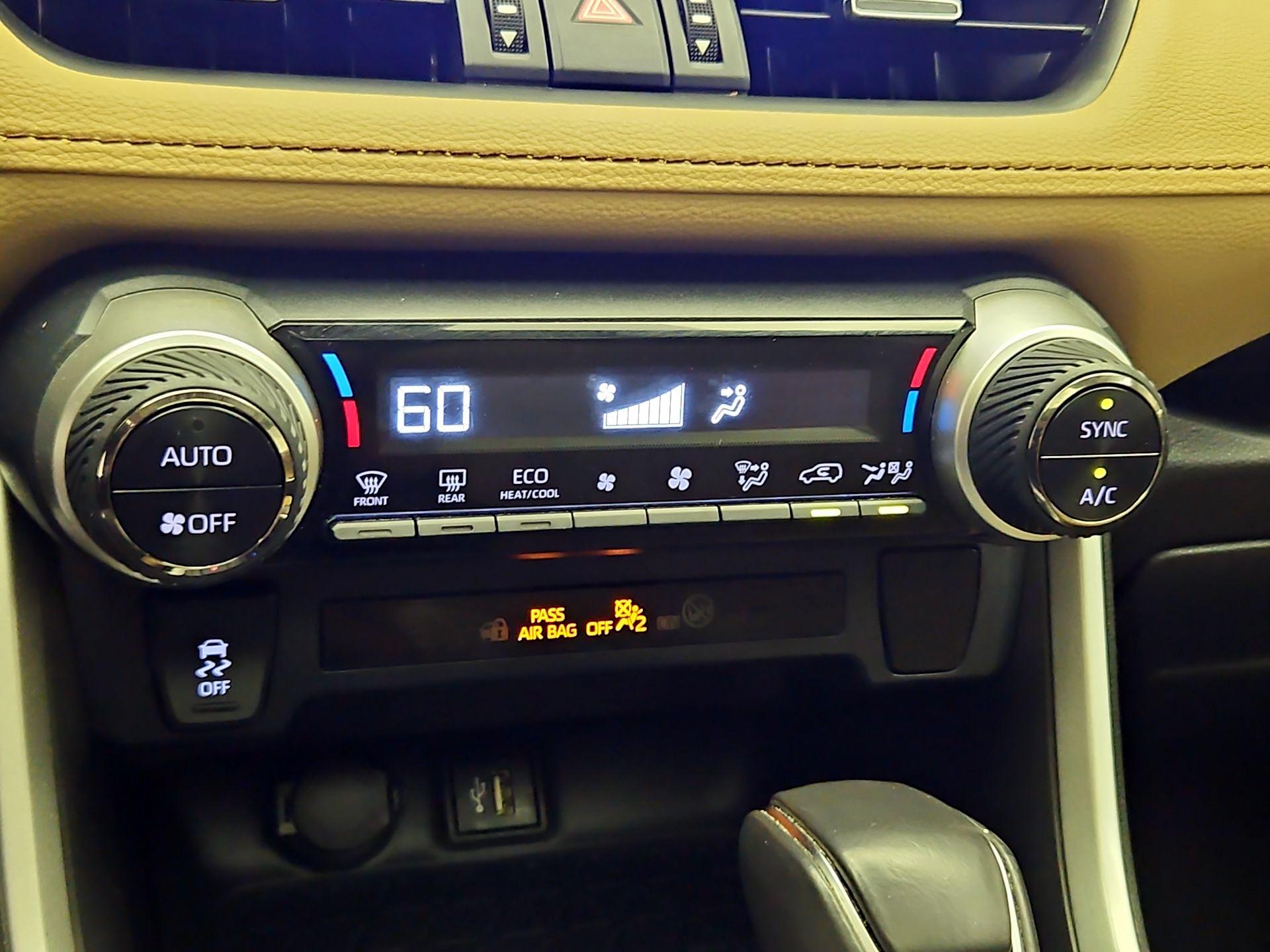 Thumbnail: 2023 Toyota RAV4 - 16