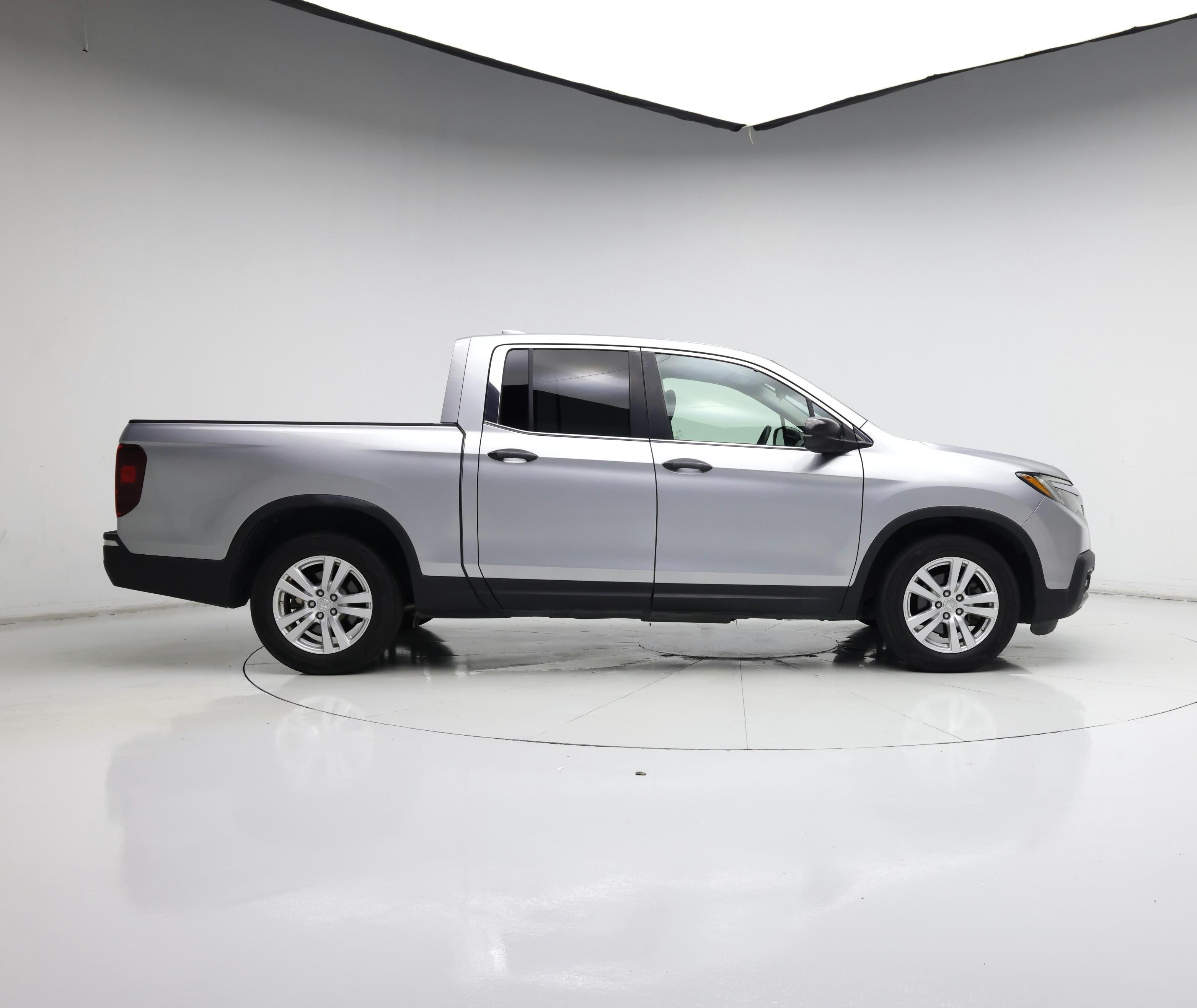 Thumbnail: 2017 Honda Ridgeline - 7