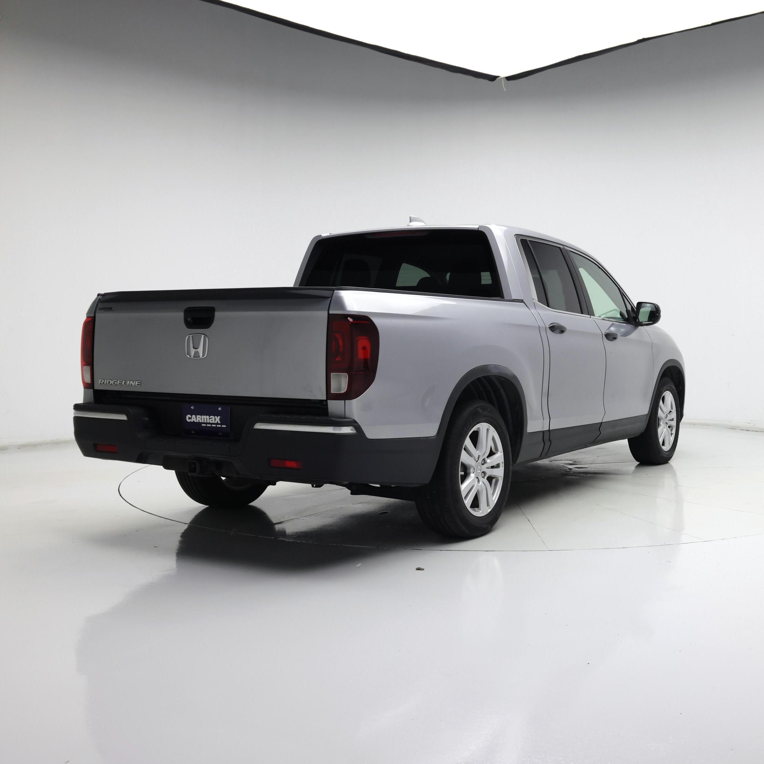 Thumbnail: 2017 Honda Ridgeline - 8