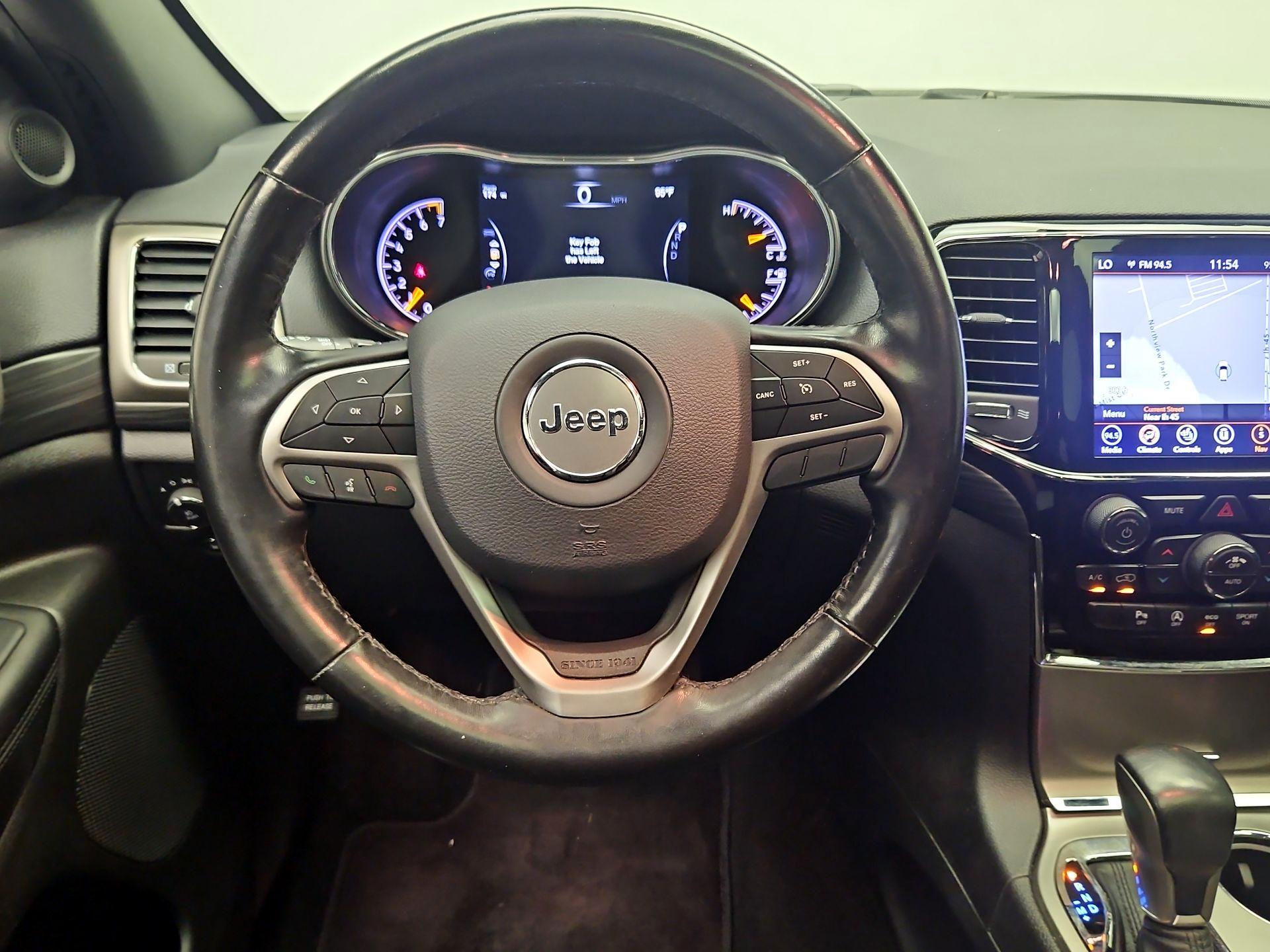 Thumbnail: 2020 Jeep Grand Cherokee - 10