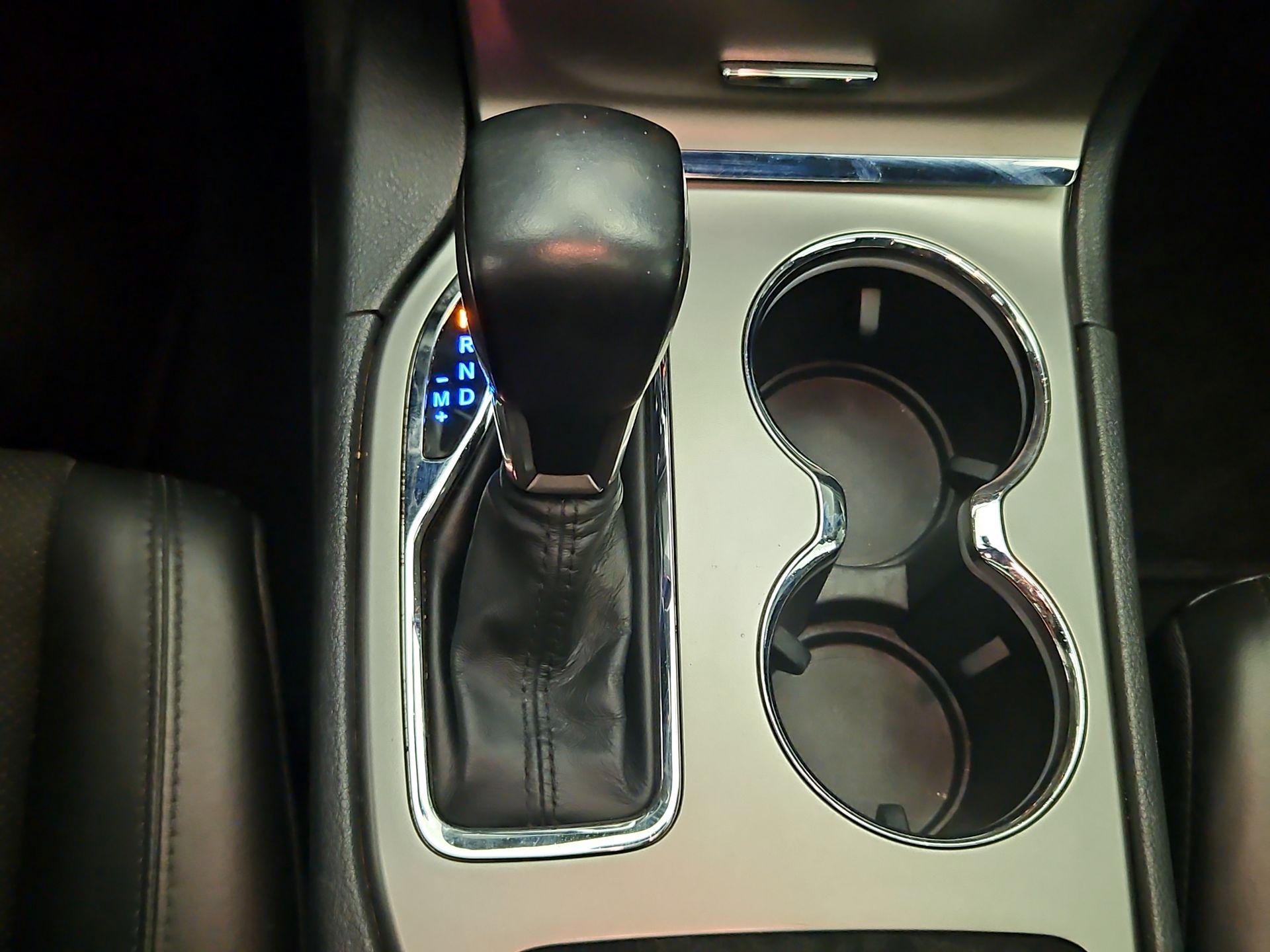 Thumbnail: 2020 Jeep Grand Cherokee - 18