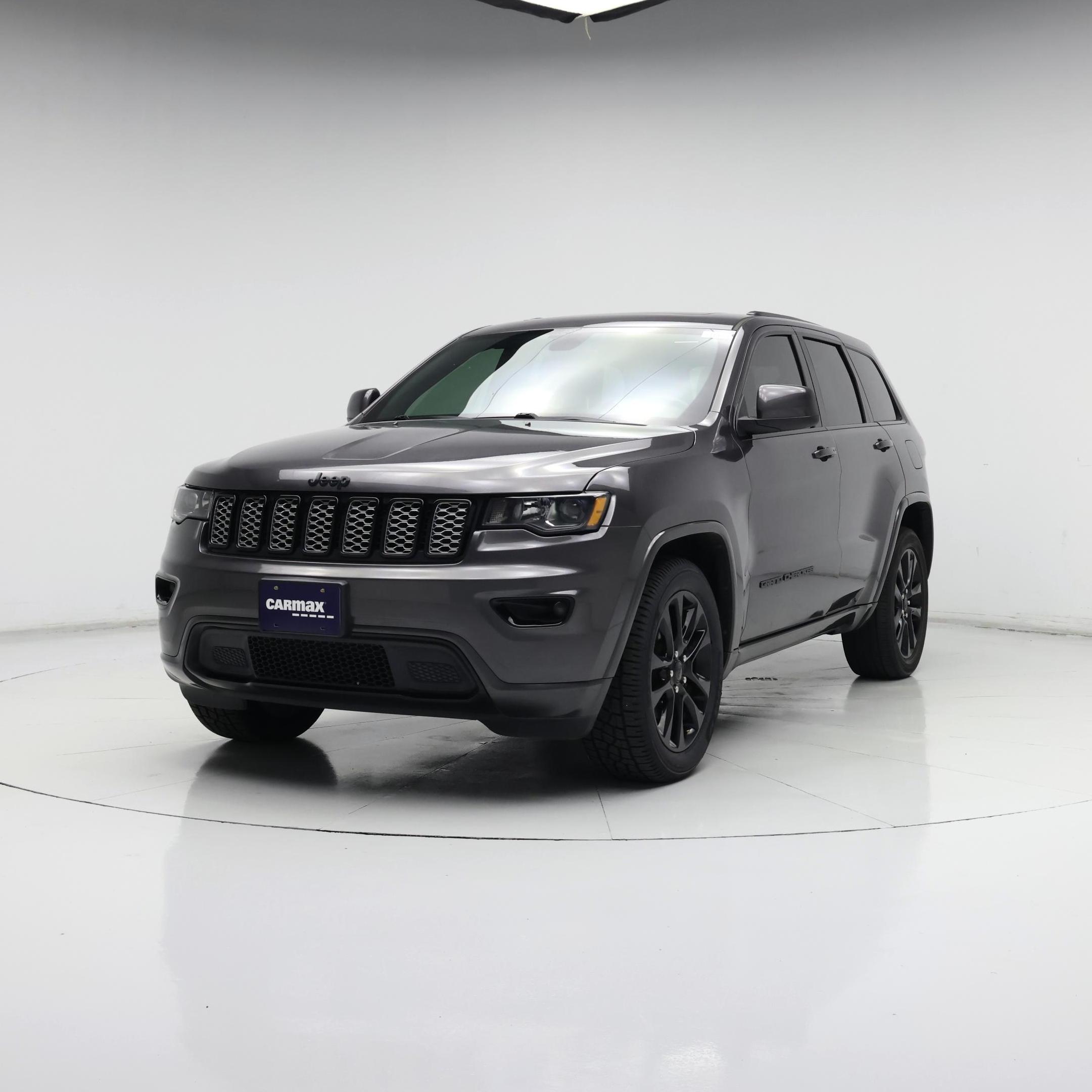 Thumbnail: 2020 Jeep Grand Cherokee - 4