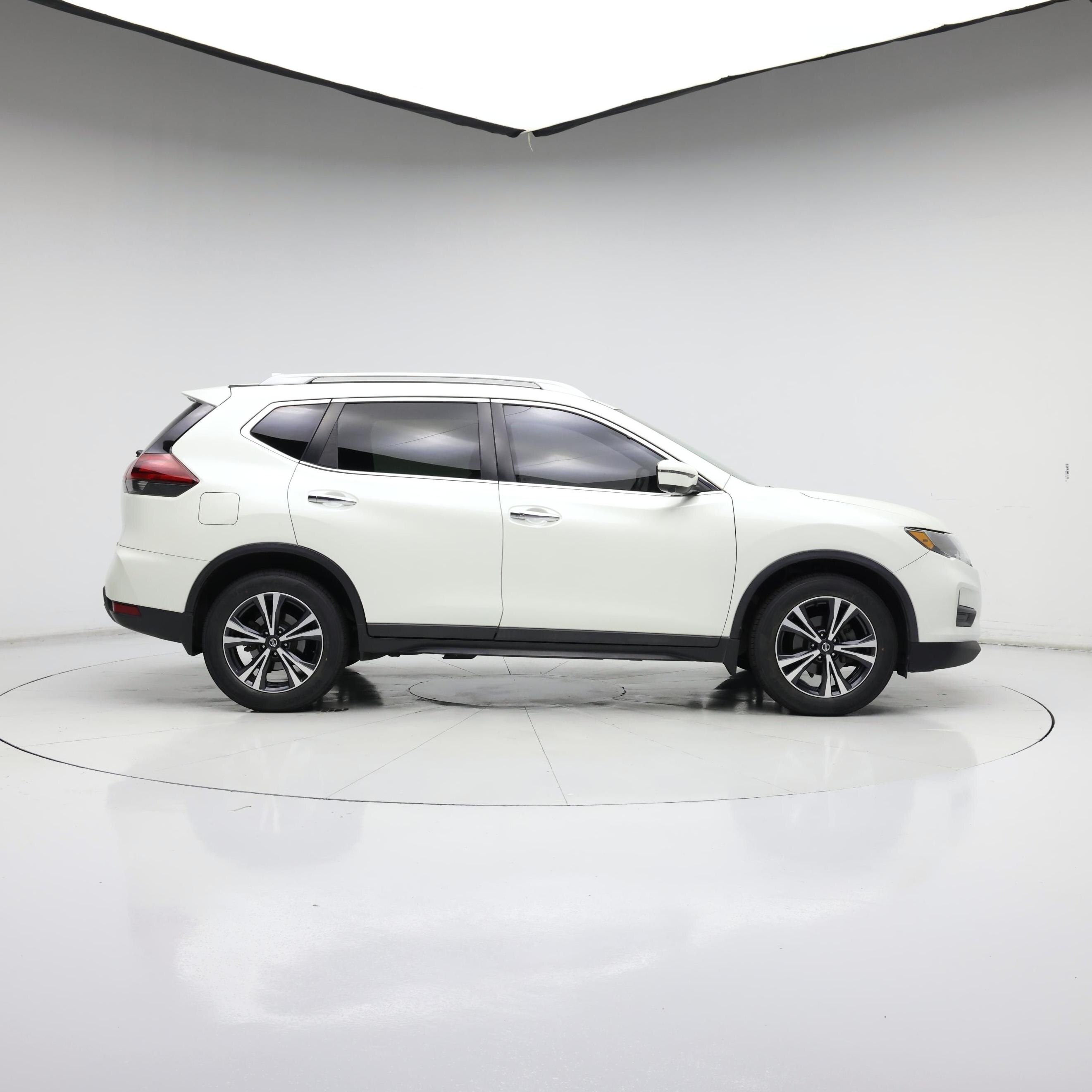 Thumbnail: 2020 Nissan Rogue - 7