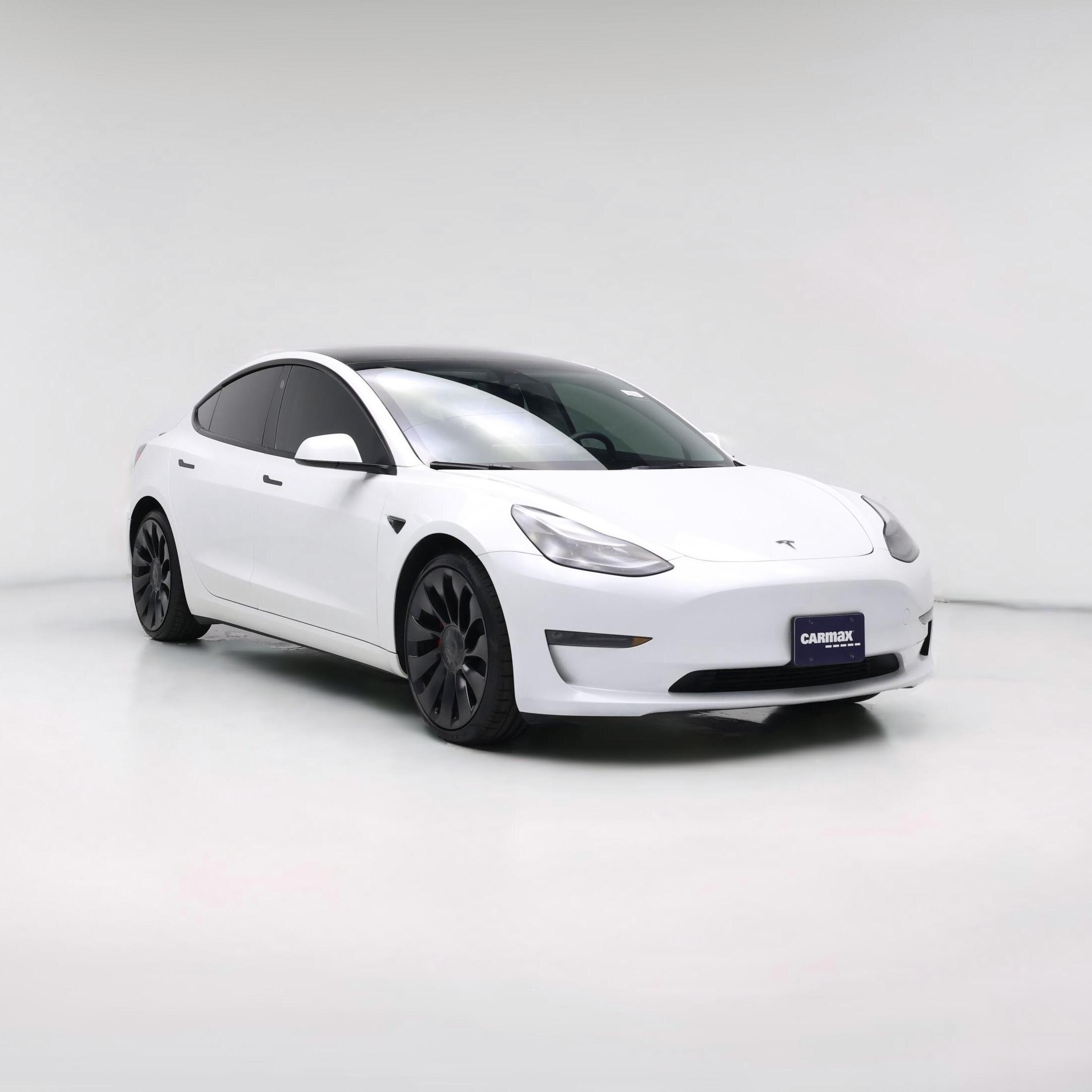 Thumbnail: 2023 Tesla Model 3 - 1