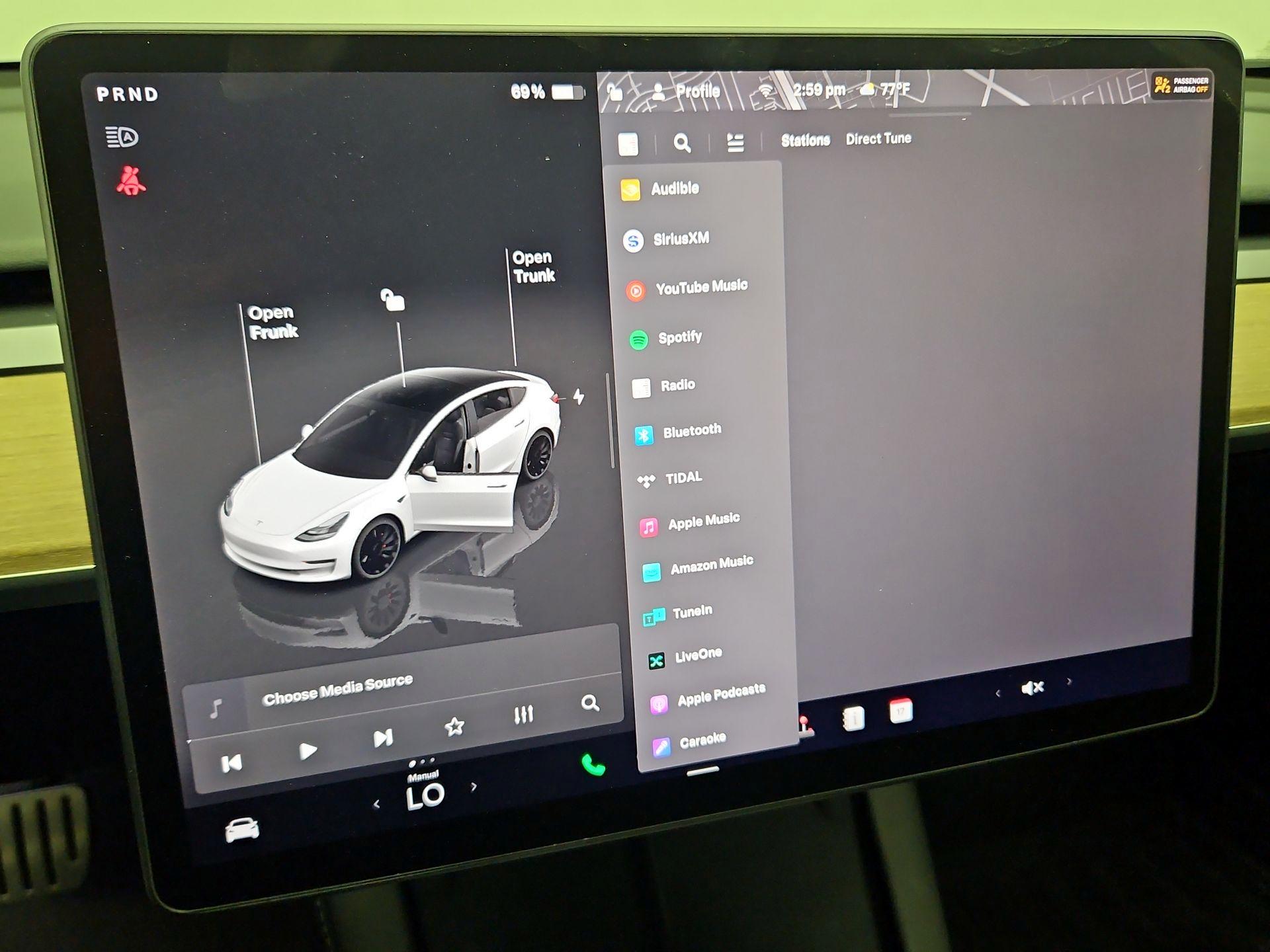Thumbnail: 2023 Tesla Model 3 - 15