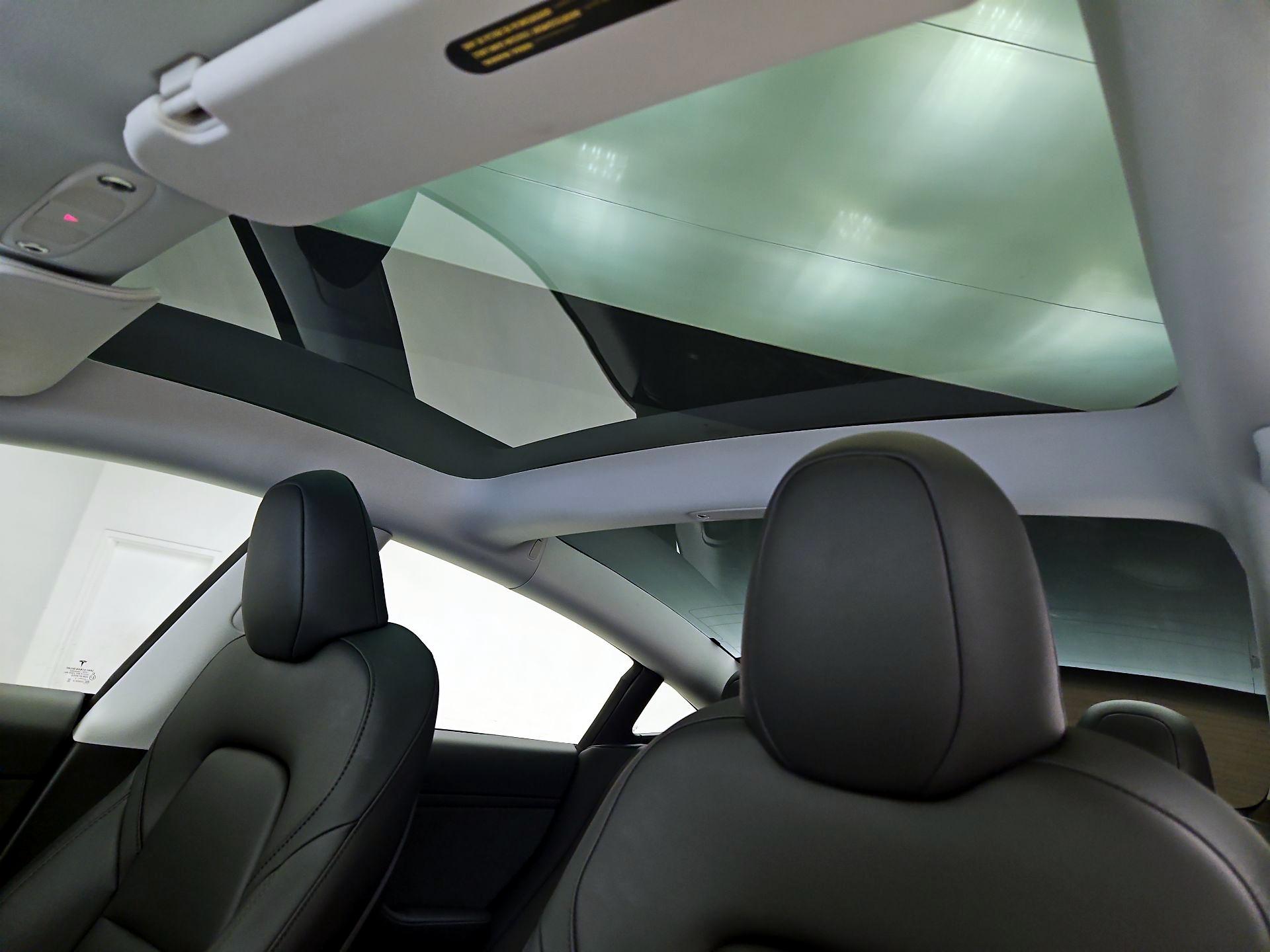 Thumbnail: 2023 Tesla Model 3 - 18