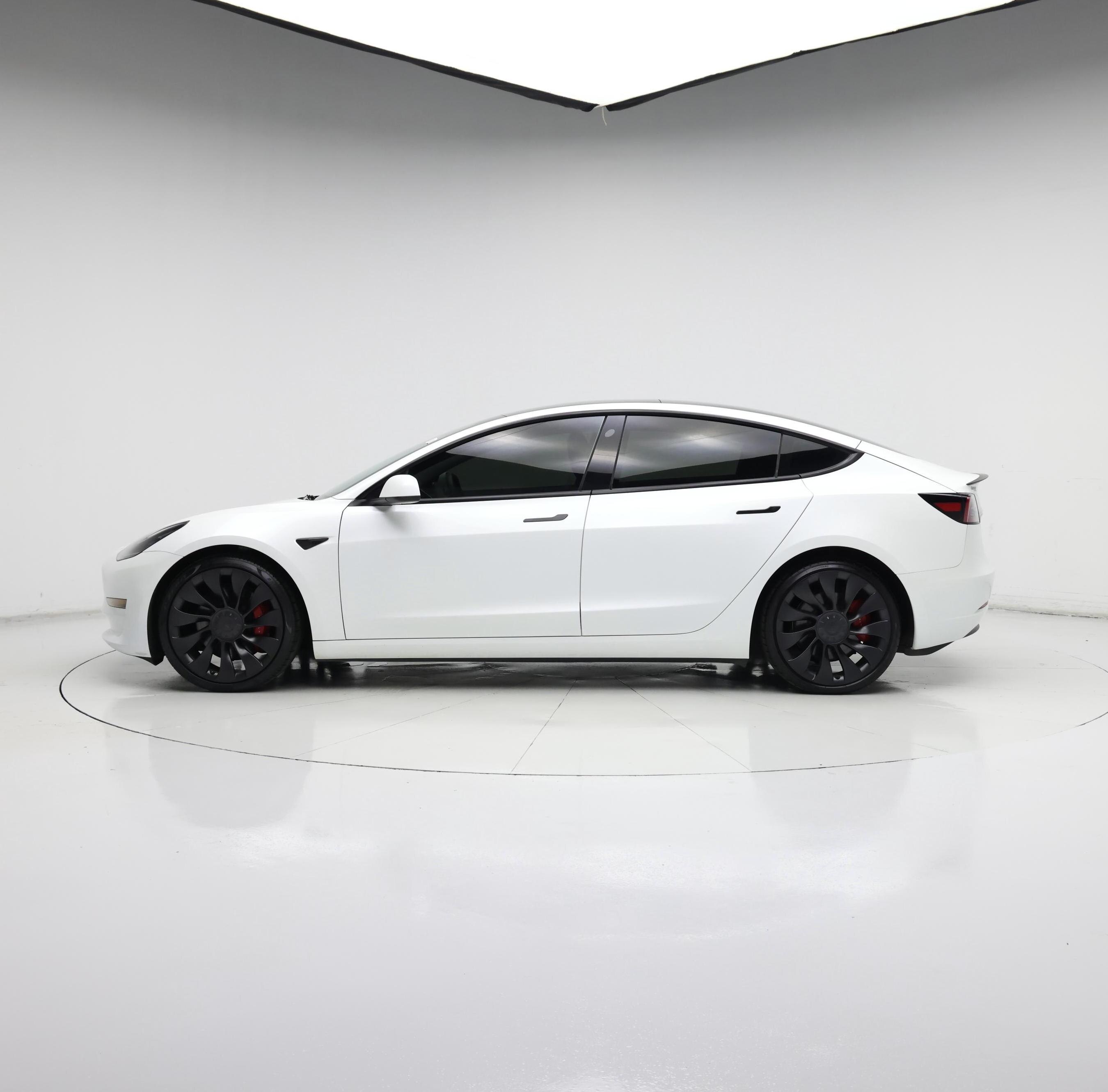 Thumbnail: 2023 Tesla Model 3 - 3